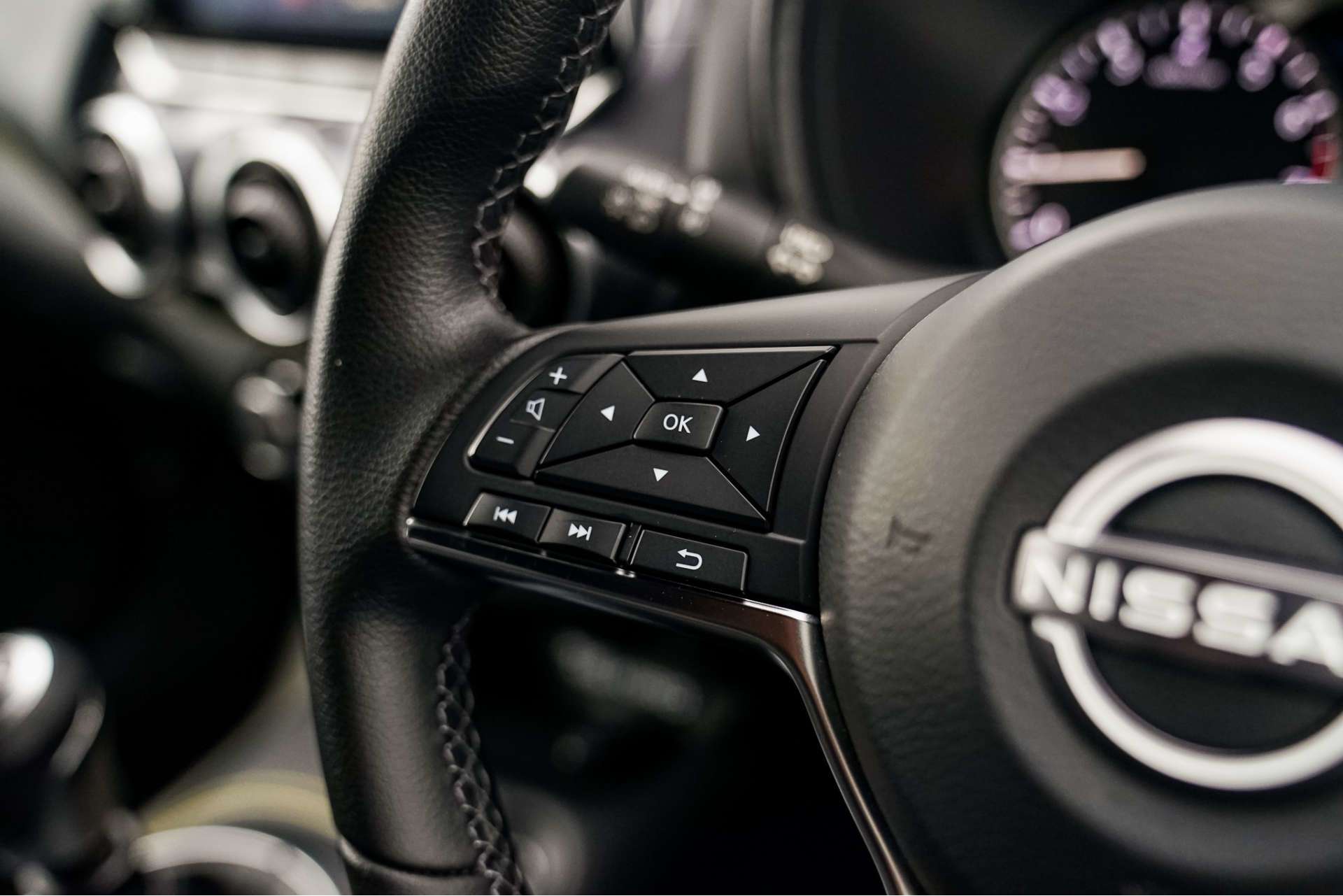 NISSAN JUKE 1.0 Juke Kiiro DiG-T 5dr For Sale