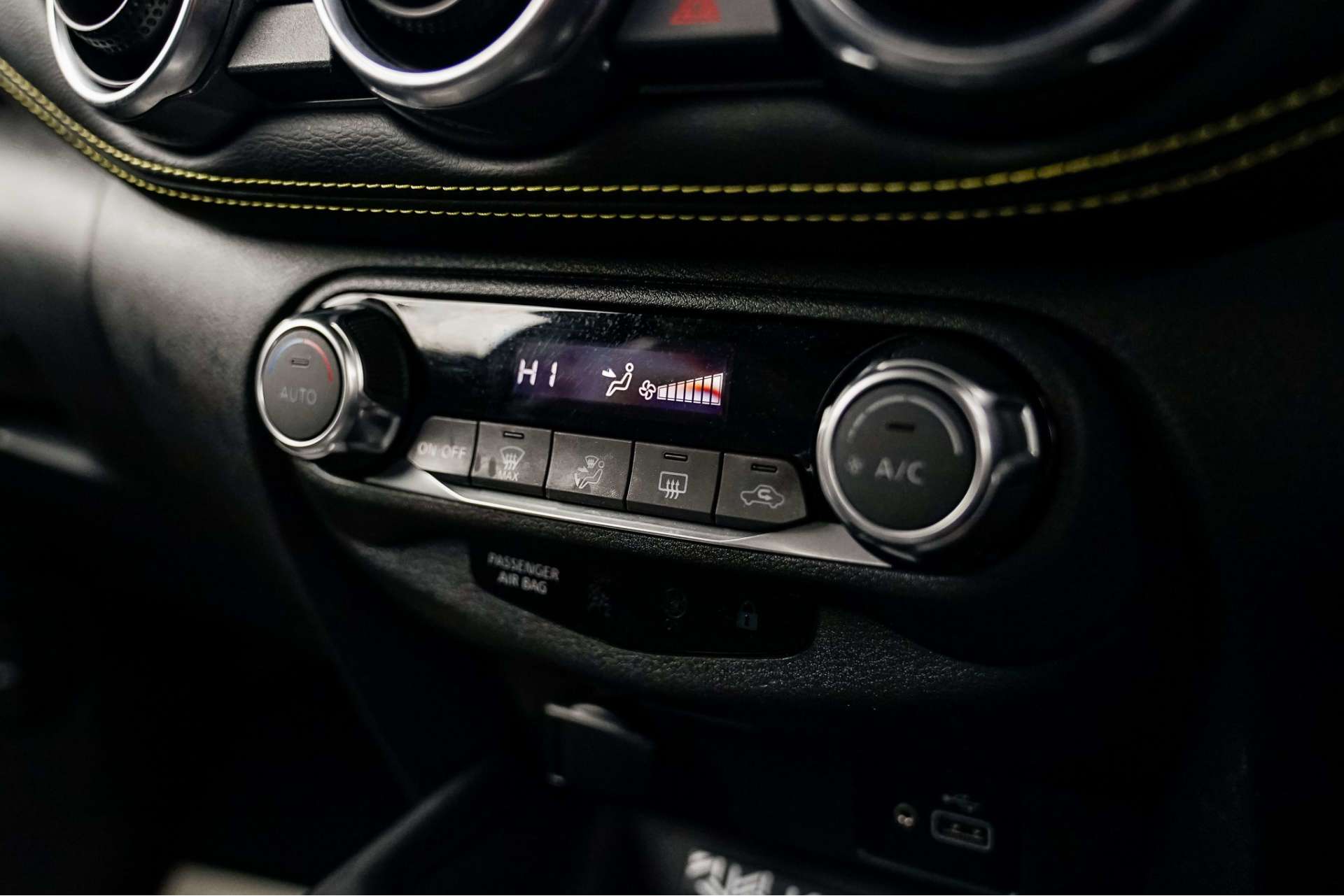 NISSAN JUKE 1.0 Juke Kiiro DiG-T 5dr For Sale