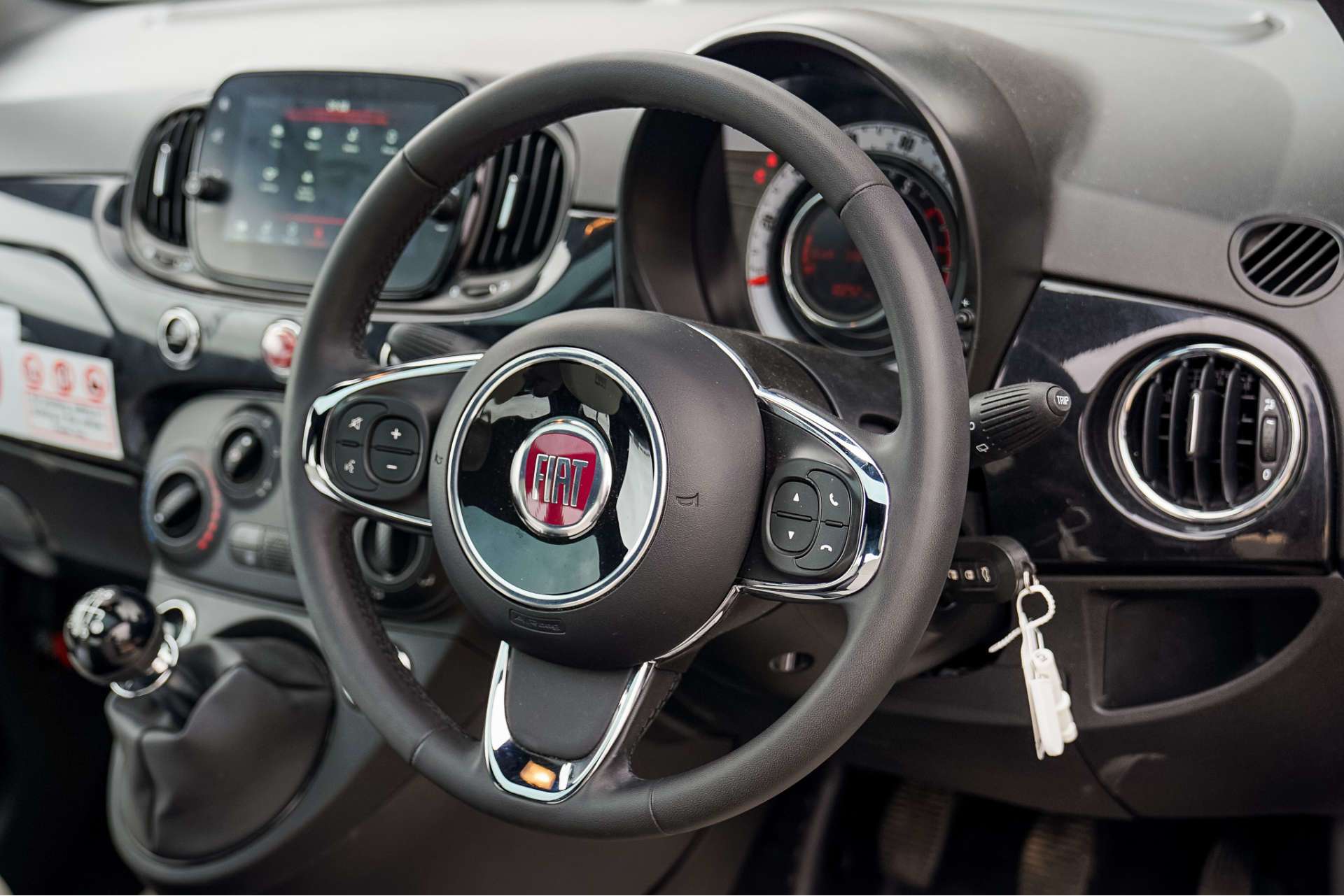 FIAT 500 1.0 MHEV Dolcevita Hatchback 3dr Petrol Manual Euro 6 (s/s) (70 bhp) For Sale