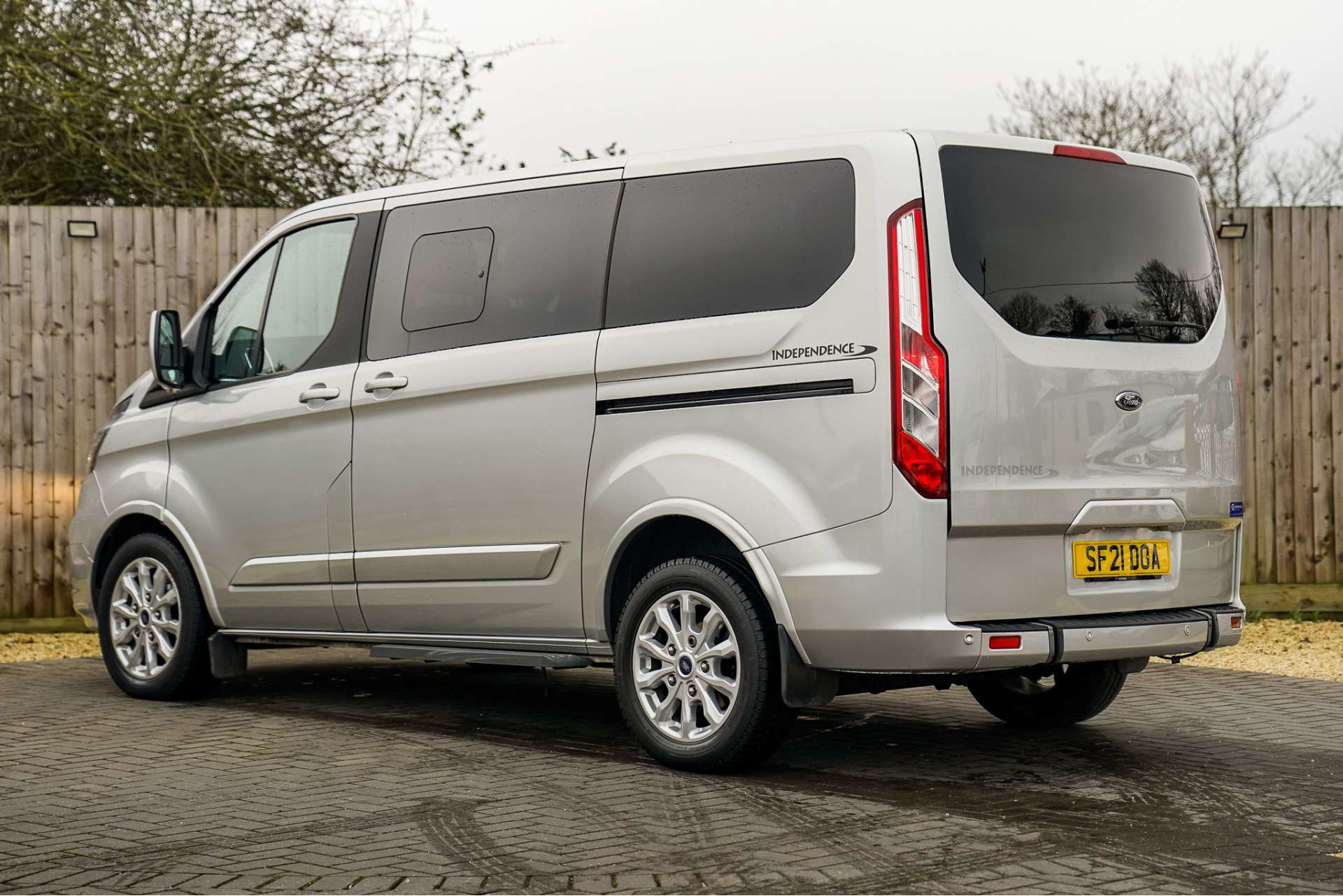 FORD TOURNEO CUSTOM 2.0 Tourneo Custom 320 Titanium EcoBlue Auto 4dr For Sale