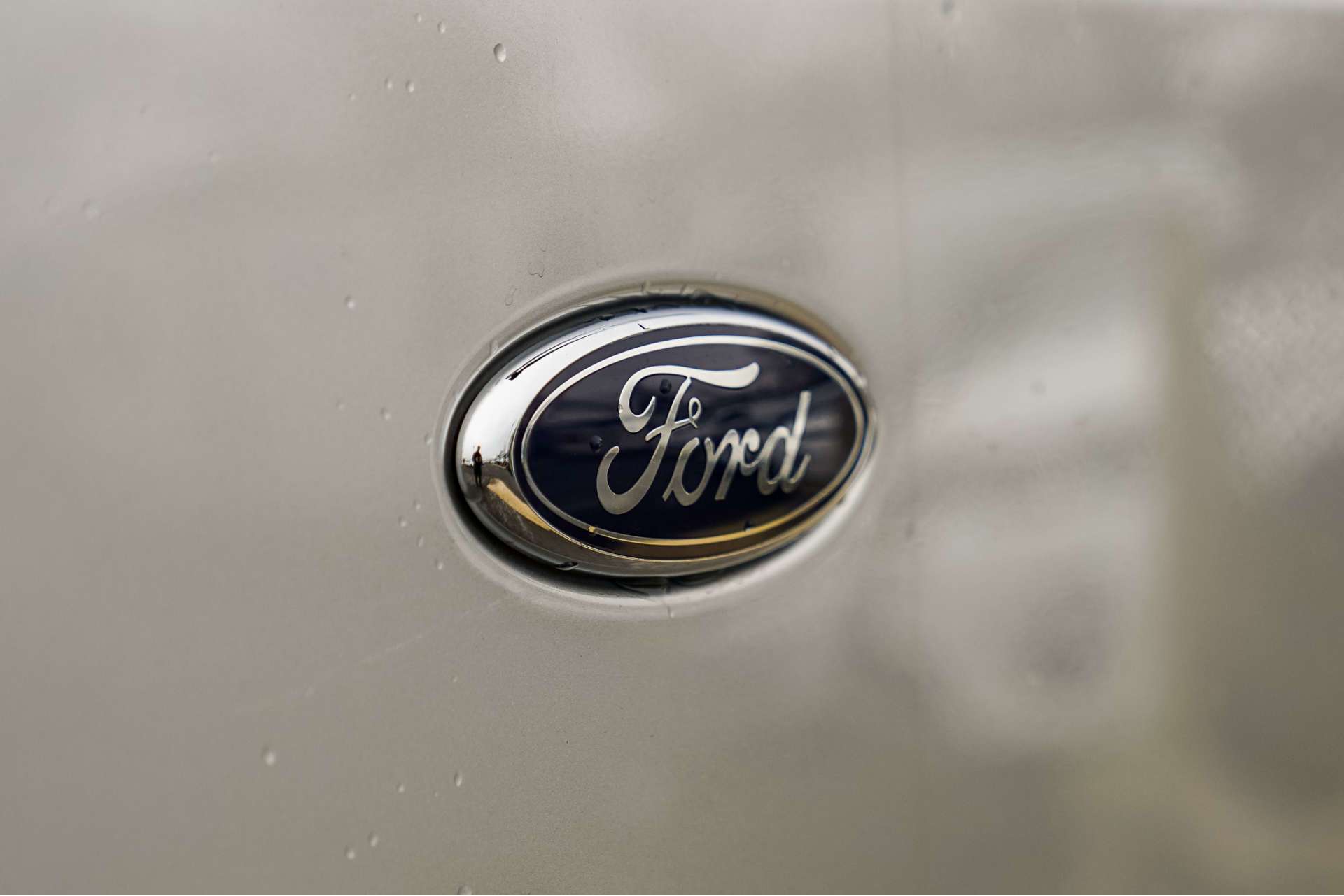 FORD TOURNEO CUSTOM 2.0 Tourneo Custom 320 Titanium EcoBlue Auto 4dr For Sale