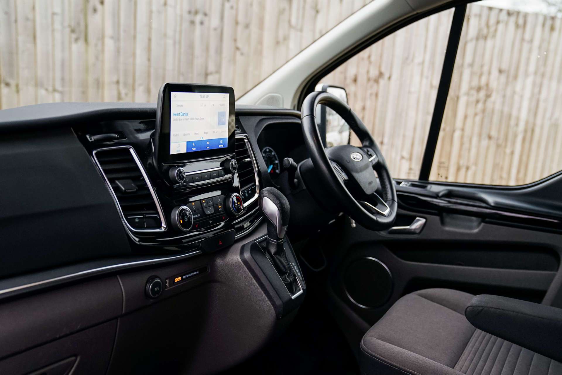 FORD TOURNEO CUSTOM 2.0 Tourneo Custom 320 Titanium EcoBlue Auto 4dr For Sale