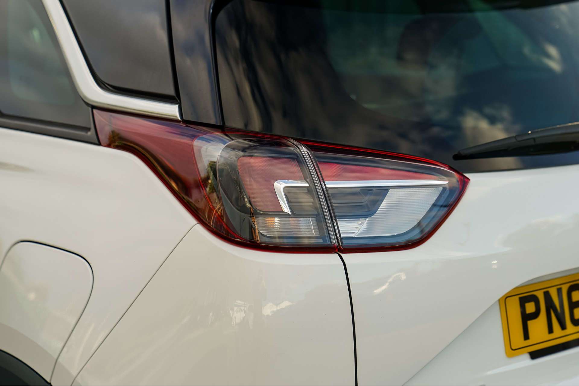 VAUXHALL CROSSLAND X 1.2 Crossland X Elite T S/S Auto 5dr For Sale