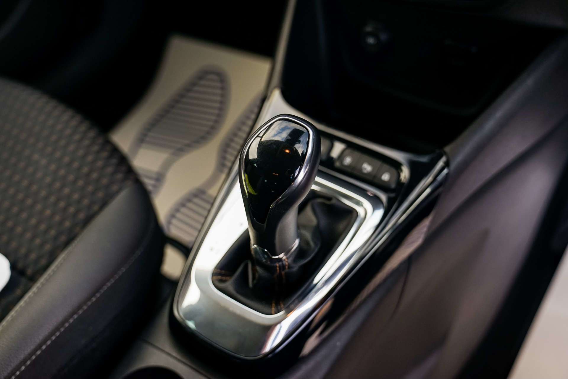 VAUXHALL CROSSLAND X 1.2 Crossland X Elite T S/S Auto 5dr For Sale