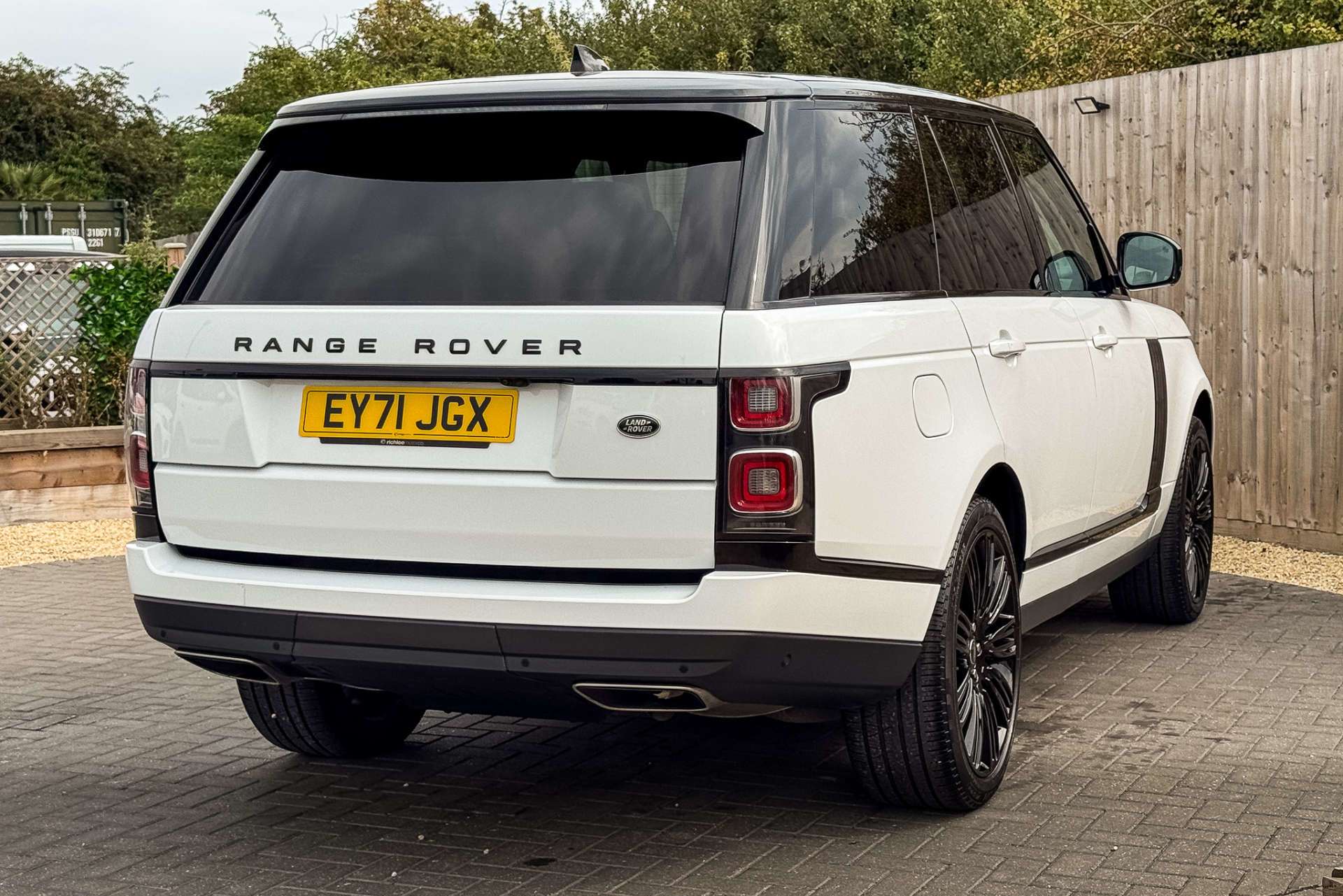 LAND ROVER RANGE ROVER 3.0 Range Rover Westminister Black D MHEV Auto 4WD 5dr For Sale