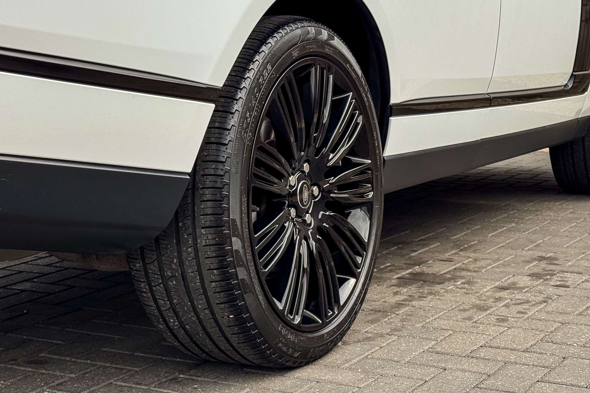 LAND ROVER RANGE ROVER 3.0 Range Rover Westminister Black D MHEV Auto 4WD 5dr For Sale