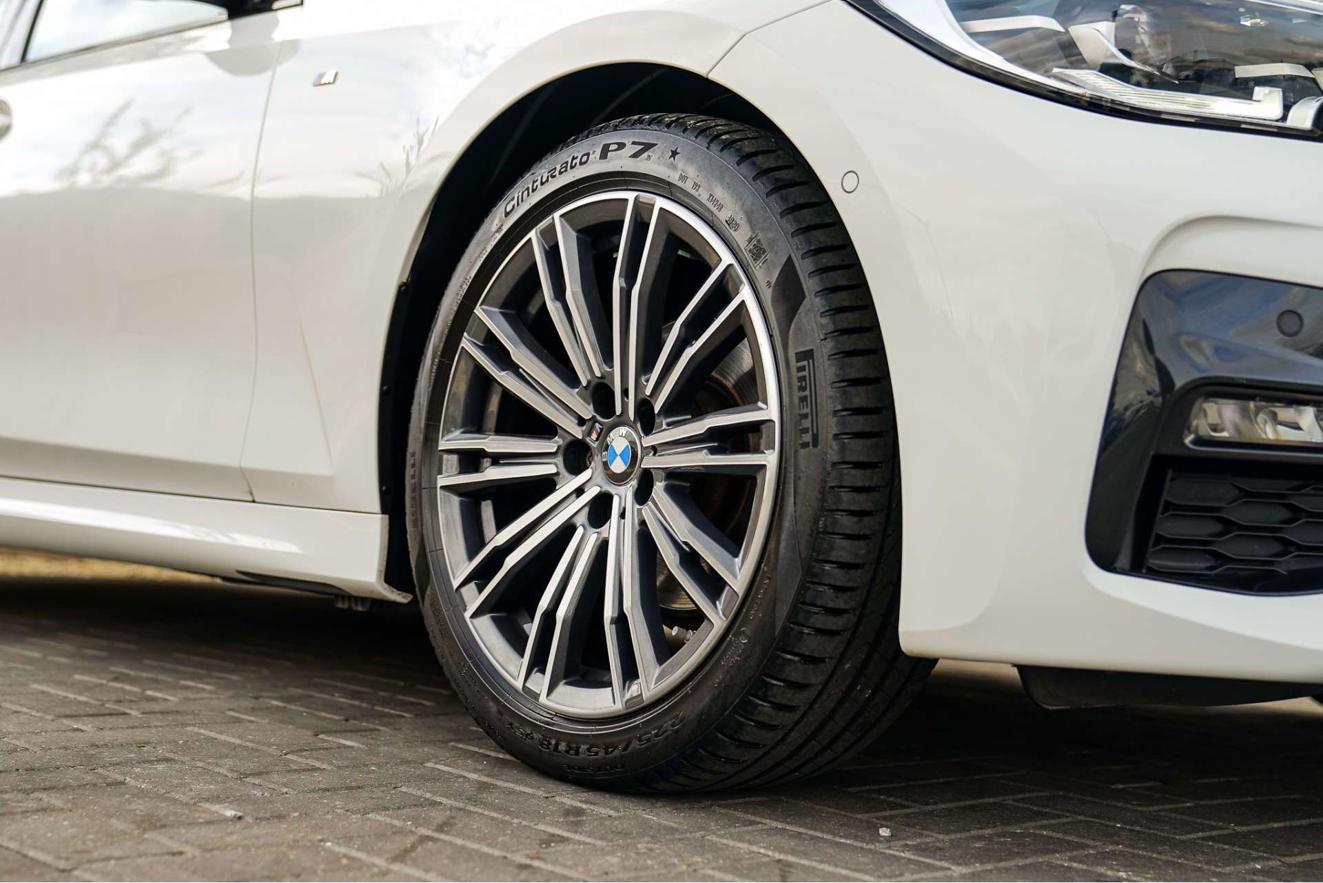 BMW 3 SERIES 2.0 318i M Sport Auto 4dr For Sale