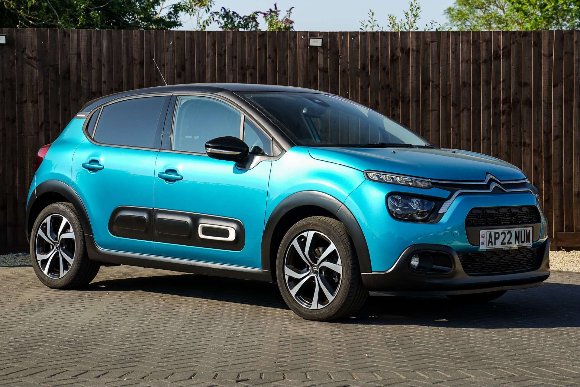 CITROEN C3 1.2 PureTech Shine Plus Hatchback 5dr Petrol Manual Euro 6 (s/s) (110 ps) For Sale