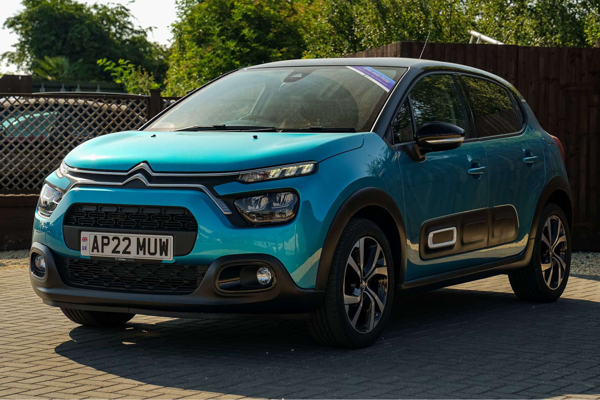 CITROEN C3 1.2 PureTech Shine Plus Hatchback 5dr Petrol Manual Euro 6 (s/s) (110 ps) For Sale