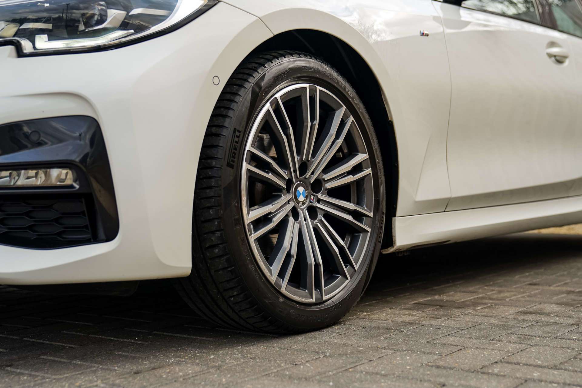 BMW 3 SERIES 2.0 318i M Sport Auto 4dr For Sale