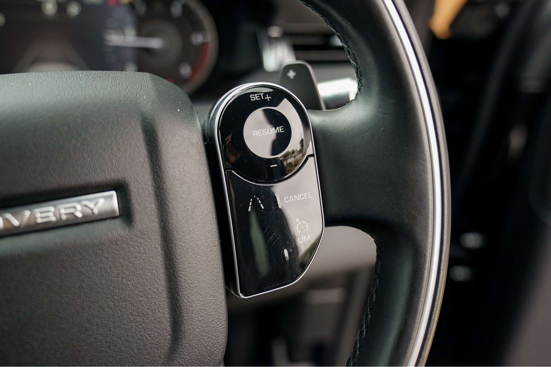 LAND ROVER DISCOVERY SPORT 2.0 Discovery Sport R-Dynamic S D Auto 4WD 5dr For Sale