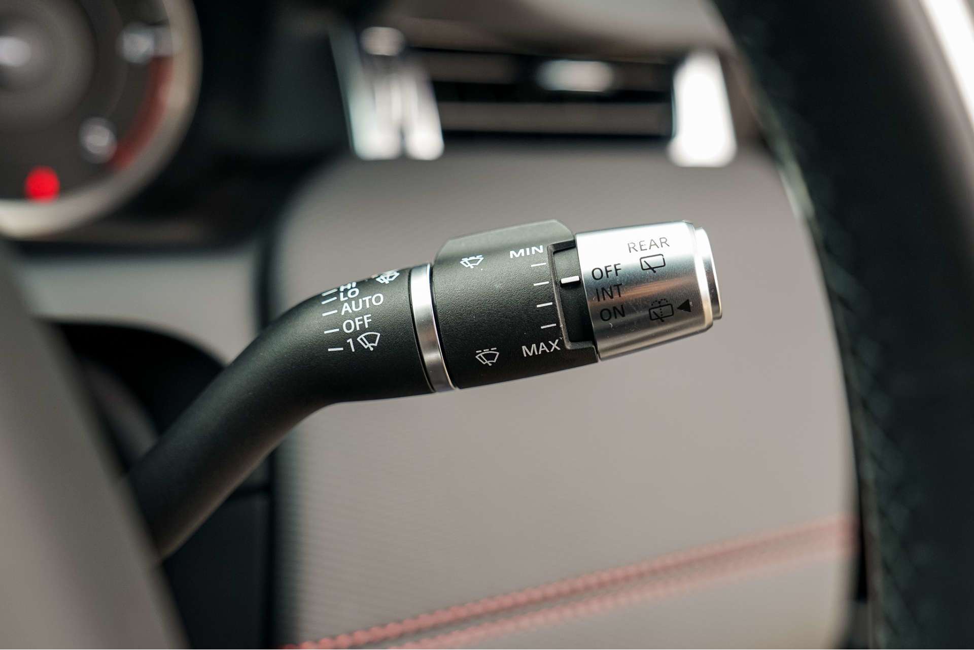 LAND ROVER DISCOVERY SPORT 2.0 Discovery Sport R-Dynamic S D Auto 4WD 5dr For Sale