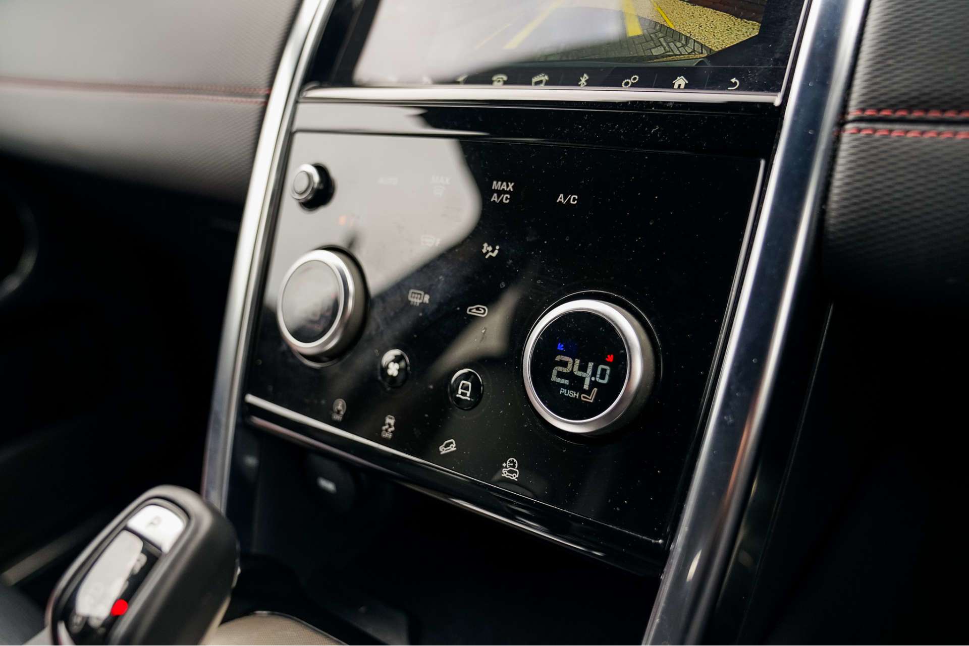 LAND ROVER DISCOVERY SPORT 2.0 Discovery Sport R-Dynamic S D Auto 4WD 5dr For Sale