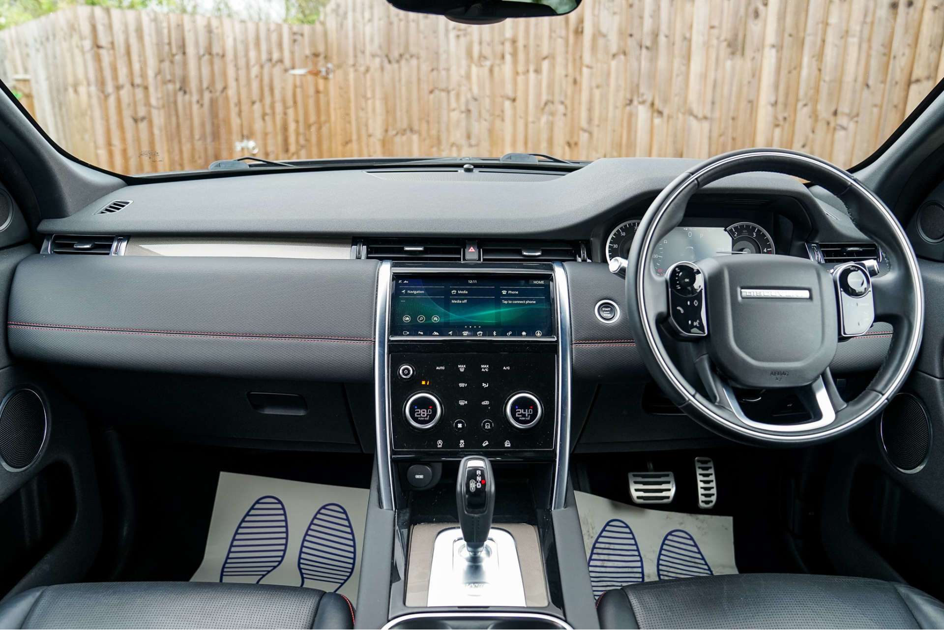 LAND ROVER DISCOVERY SPORT 2.0 Discovery Sport R-Dynamic S D Auto 4WD 5dr For Sale