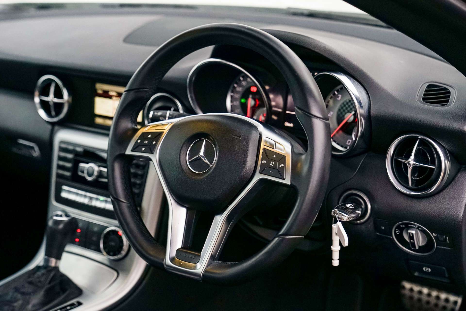 MERCEDES-BENZ SLK 2.2 SLK250 CDI BLUEEFFICIENCY AMG SPORT 2dr For Sale