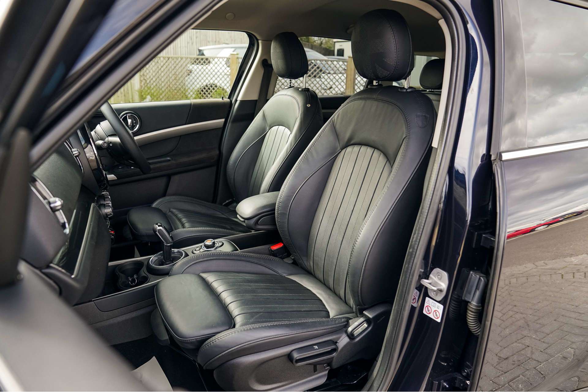 MINI COUNTRYMAN 1.5 Countryman Cooper Exclusive Auto 5dr For Sale