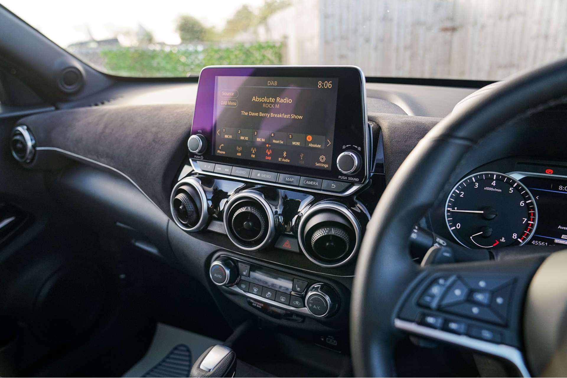 NISSAN JUKE 1.0 Juke Tekna+ DiG-T Semi-Auto 5dr For Sale