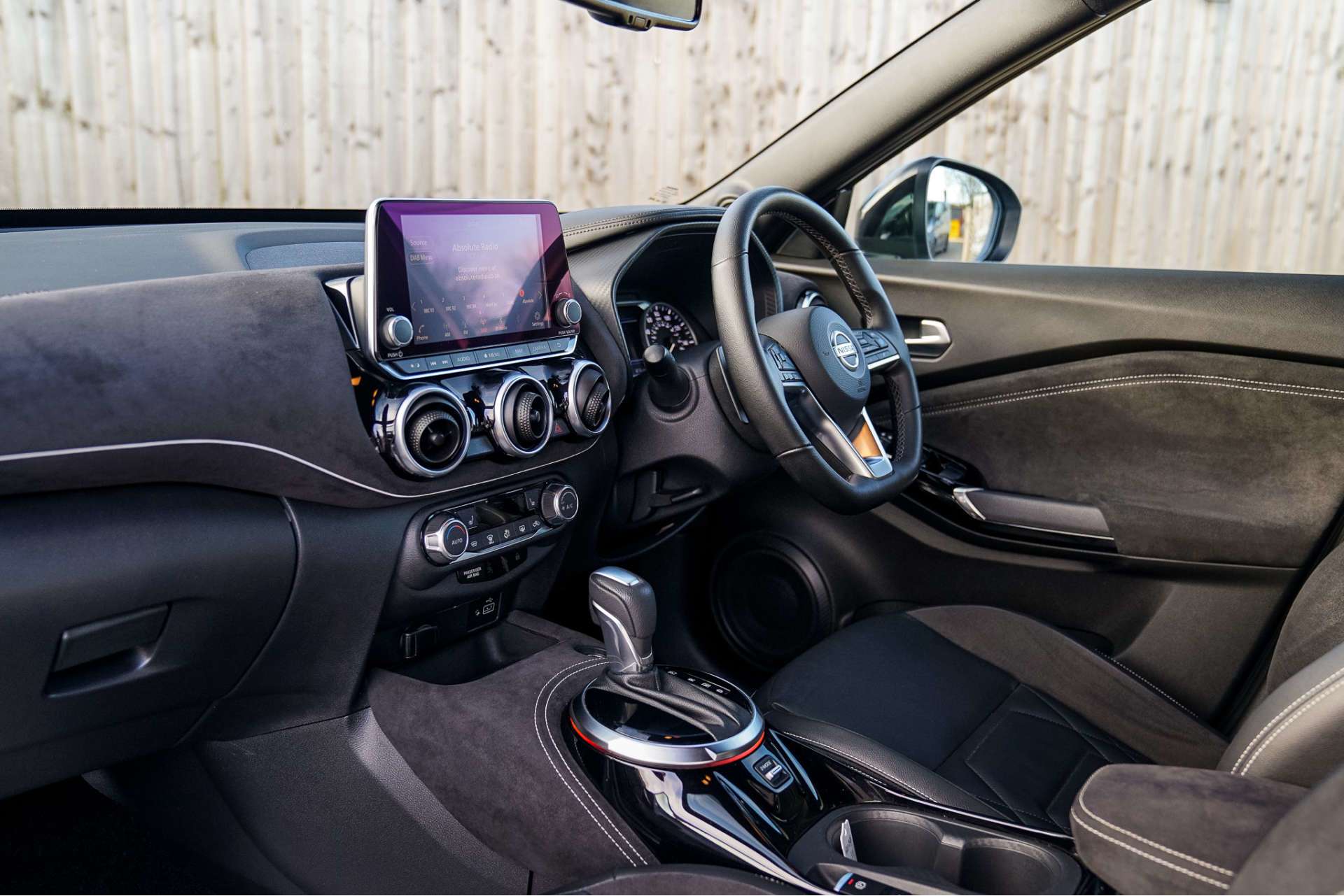 NISSAN JUKE 1.0 Juke Tekna+ DiG-T Semi-Auto 5dr For Sale