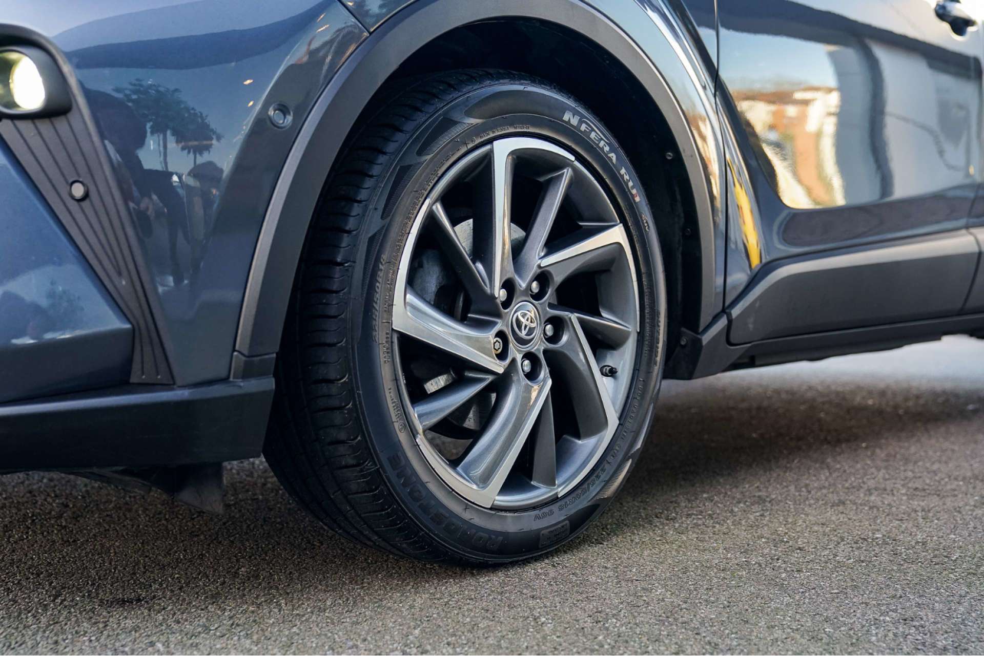 TOYOTA C-HR 1.8 C-HR-Dynamic HEV CVT 5dr For Sale