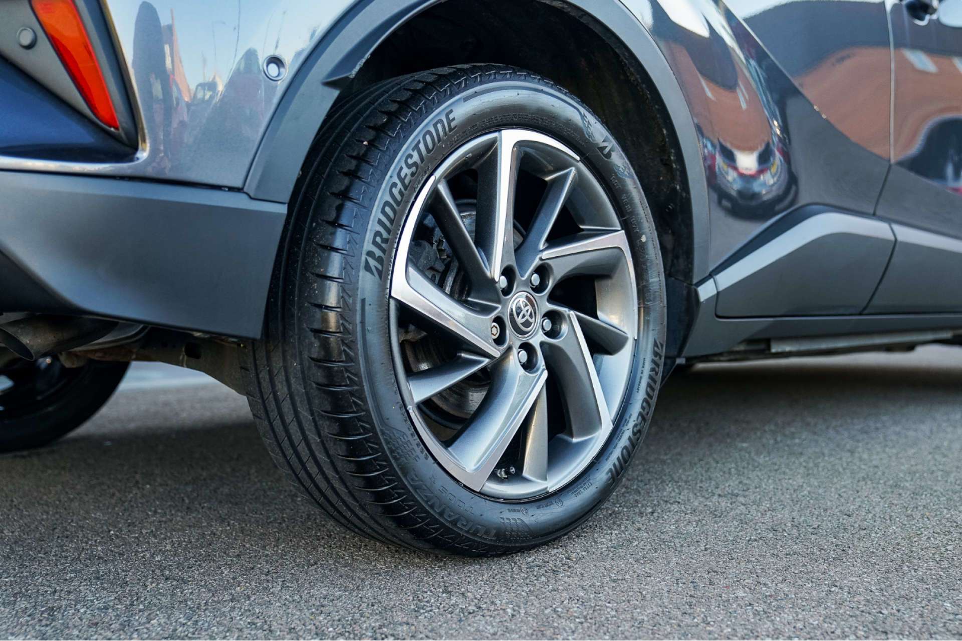 TOYOTA C-HR 1.8 C-HR-Dynamic HEV CVT 5dr For Sale