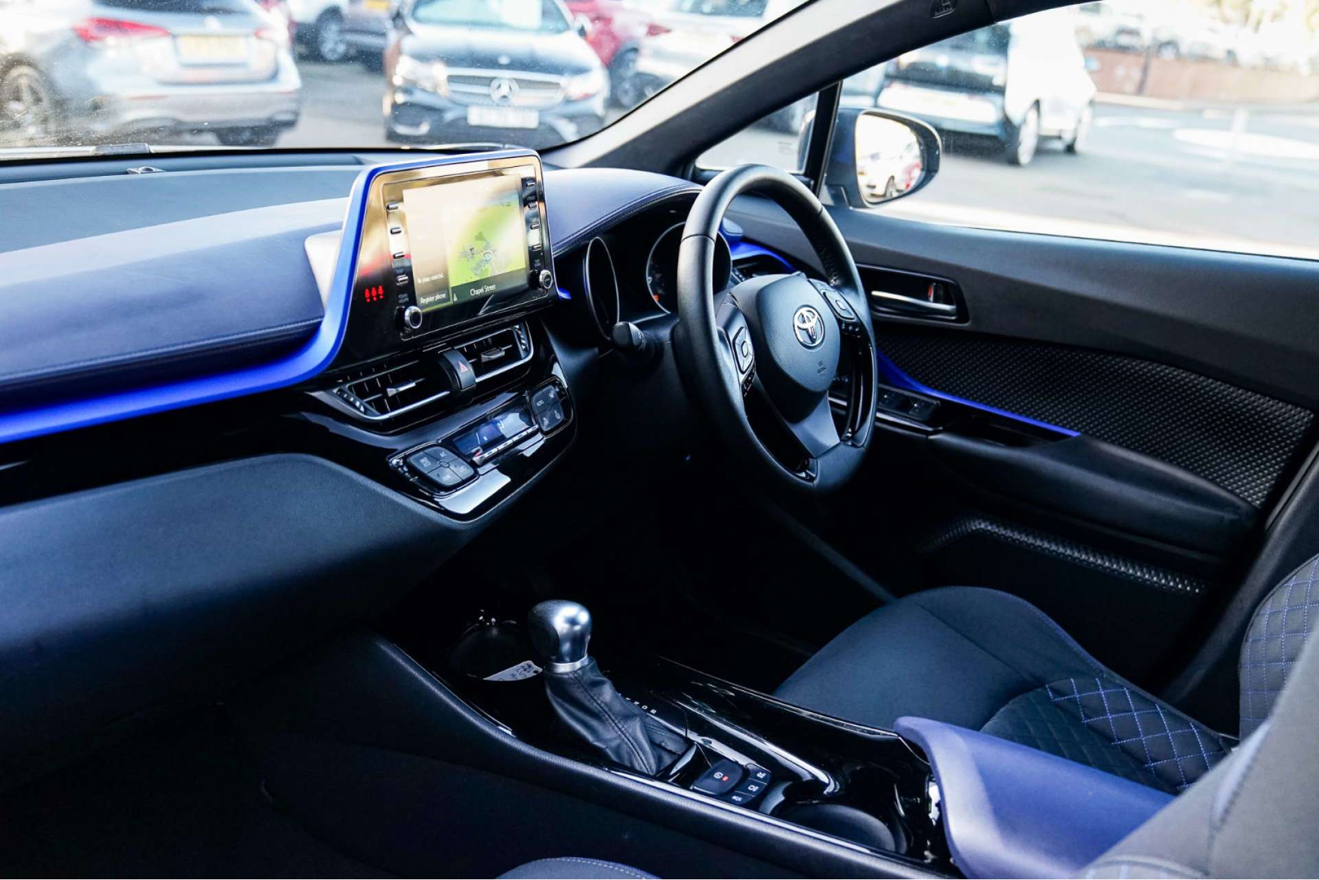 TOYOTA C-HR 1.8 C-HR-Dynamic HEV CVT 5dr For Sale