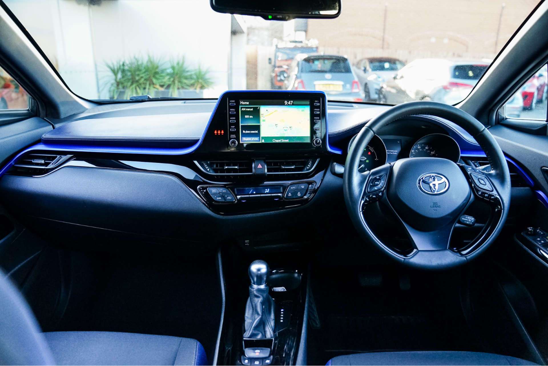 TOYOTA C-HR 1.8 C-HR-Dynamic HEV CVT 5dr For Sale