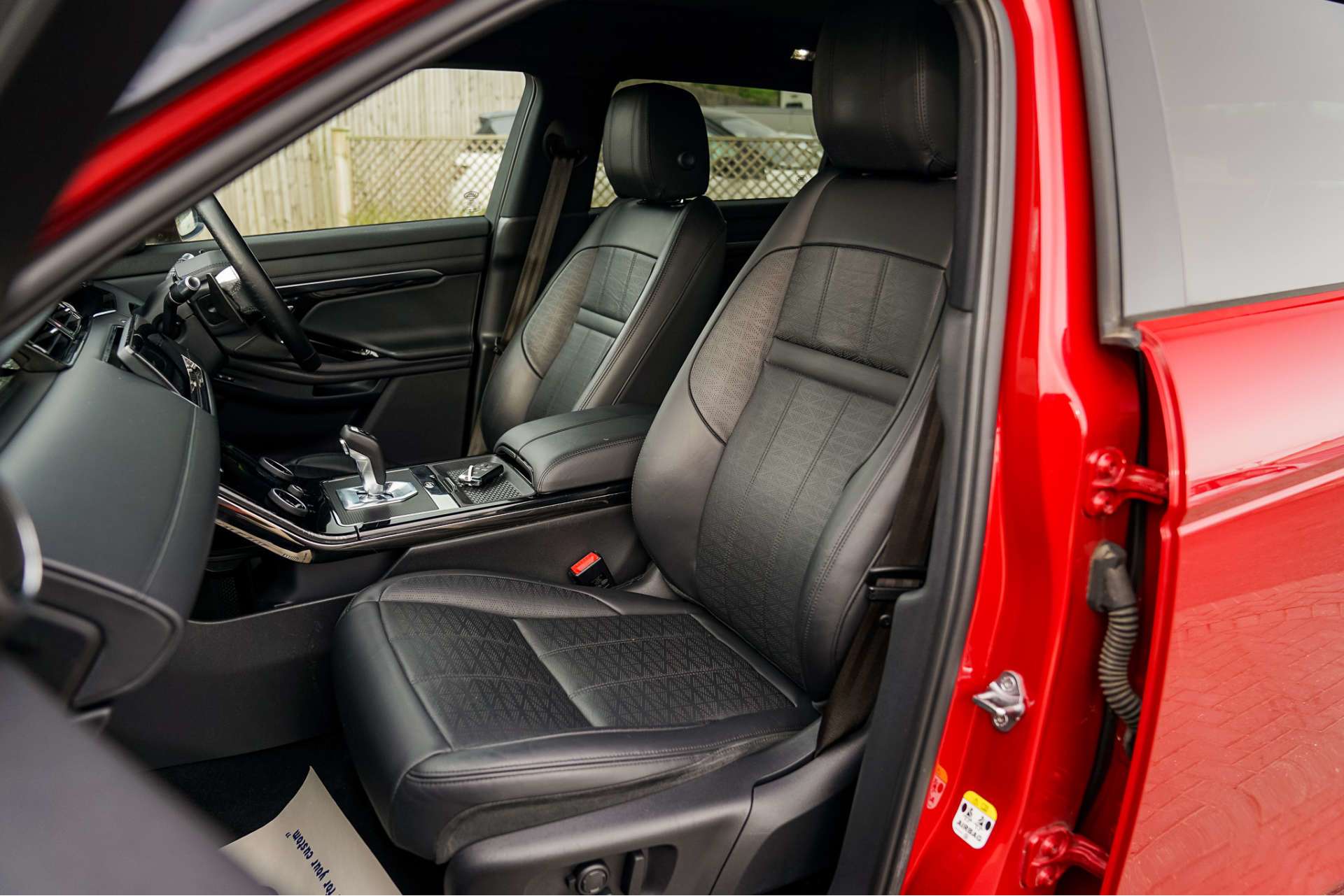 LAND ROVER RANGE ROVER EVOQUE 2.0 Range Rover Evoque R-Dynamic HSE D Auto 4WD 5dr For Sale