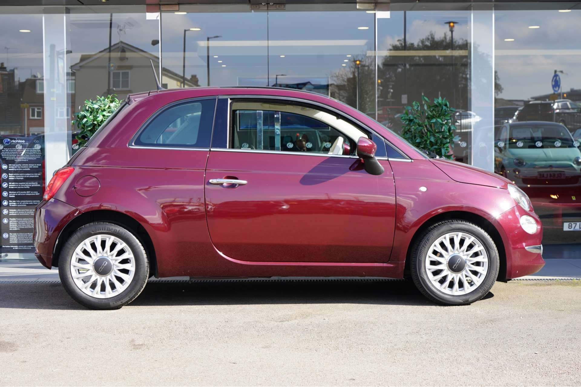 FIAT 500 1.2 LOUNGE 3dr For Sale