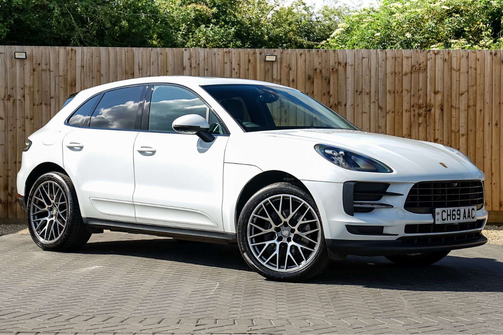 PORSCHE Macan 2.0 Macan Semi-Auto 4WD 5dr For Sale