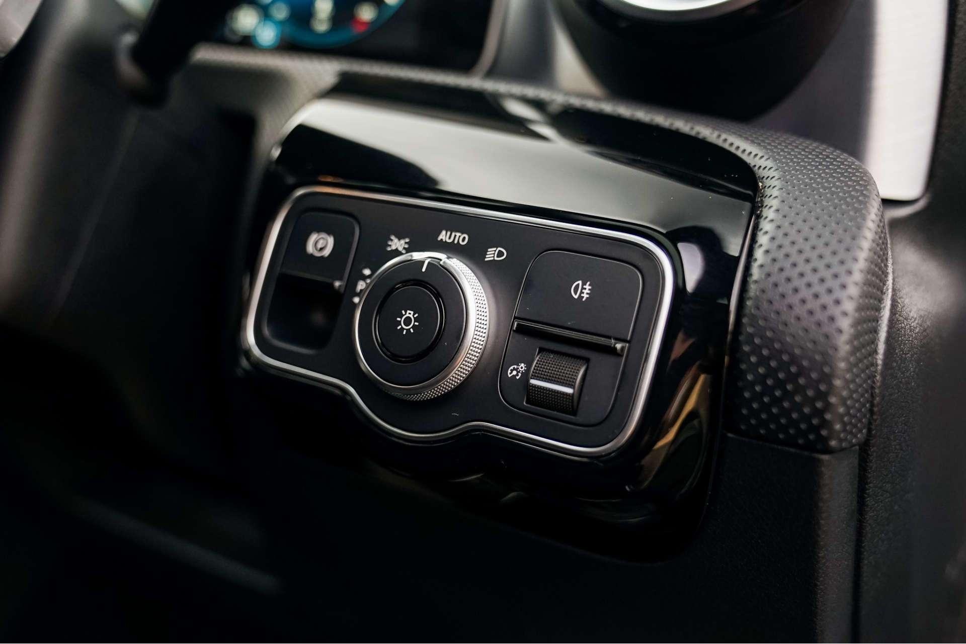 MERCEDES-BENZ A-Class 2.0 A 250 AMG Line Premium+ Auto 5dr For Sale