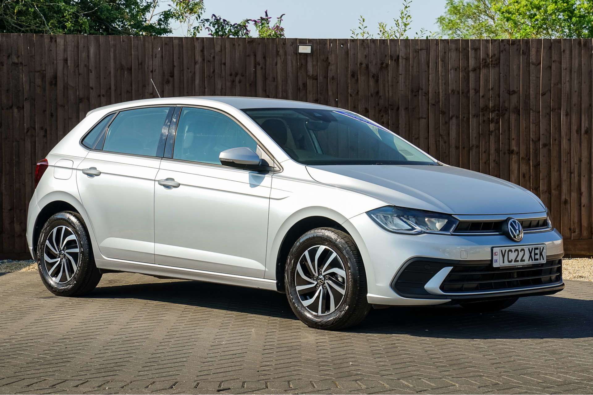 VOLKSWAGEN POLO 1.0 TSI Life Hatchback 5dr Petrol Manual Euro 6 (s/s) (95 ps) For Sale