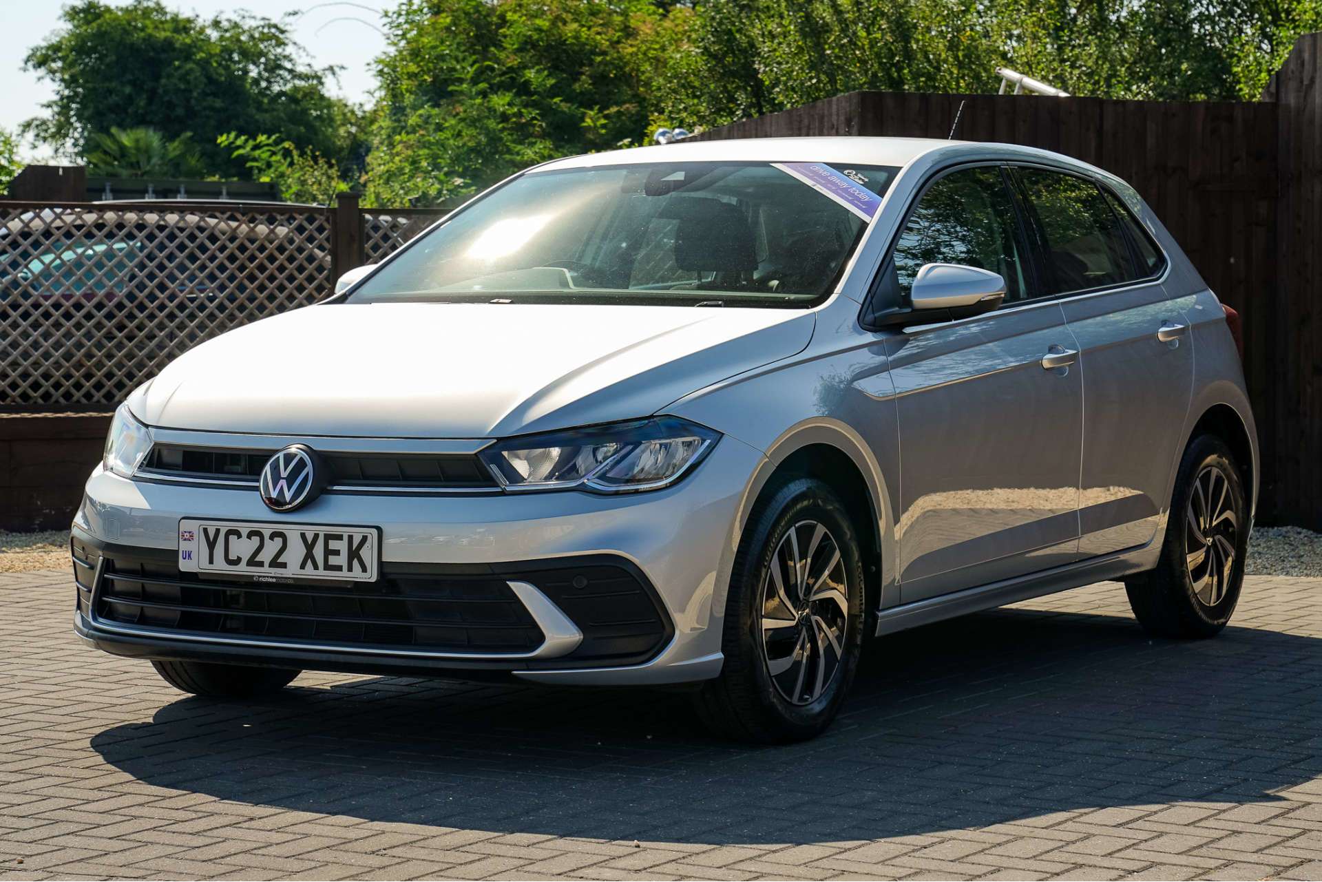 VOLKSWAGEN POLO 1.0 TSI Life Hatchback 5dr Petrol Manual Euro 6 (s/s) (95 ps) For Sale