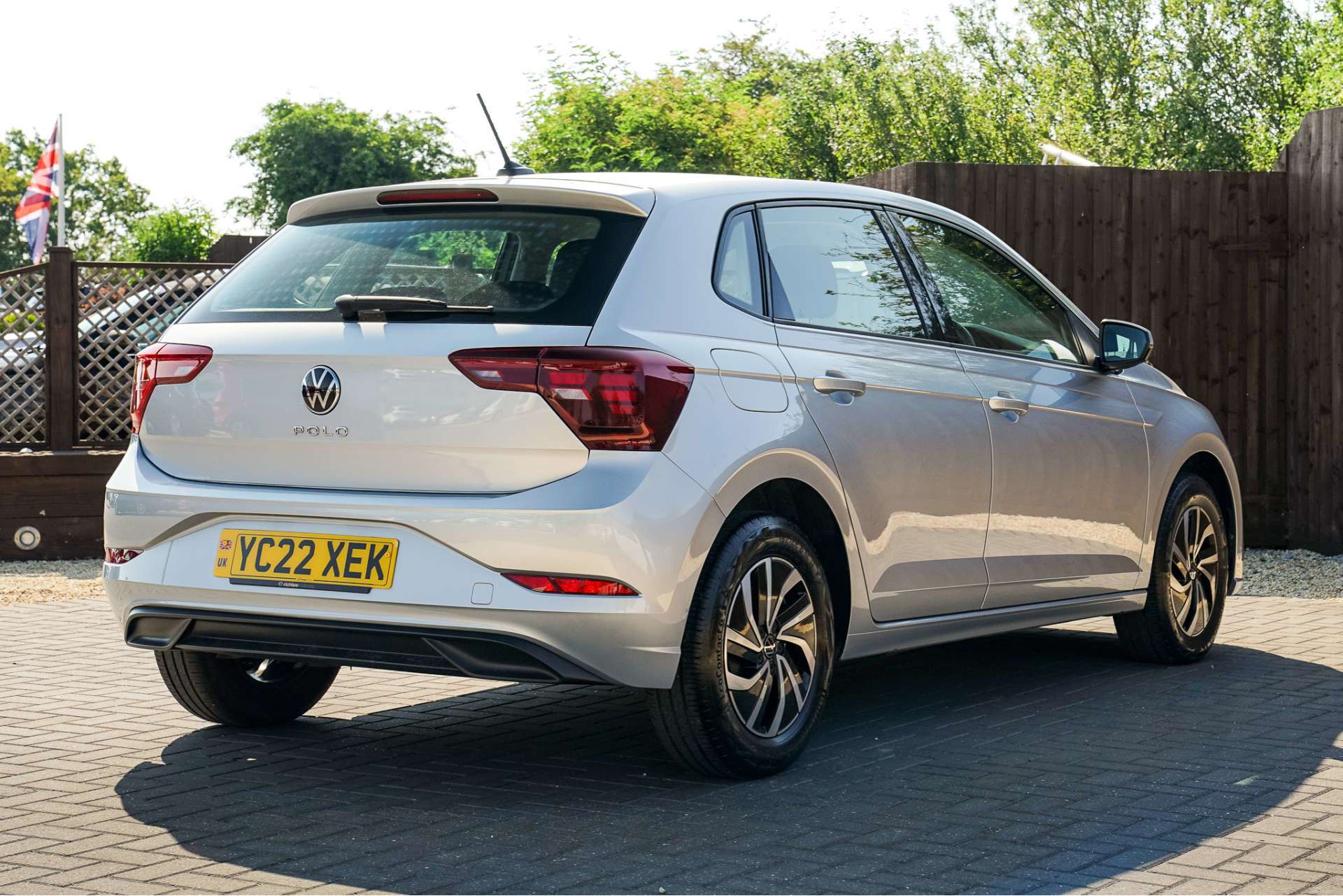 VOLKSWAGEN POLO 1.0 TSI Life Hatchback 5dr Petrol Manual Euro 6 (s/s) (95 ps) For Sale