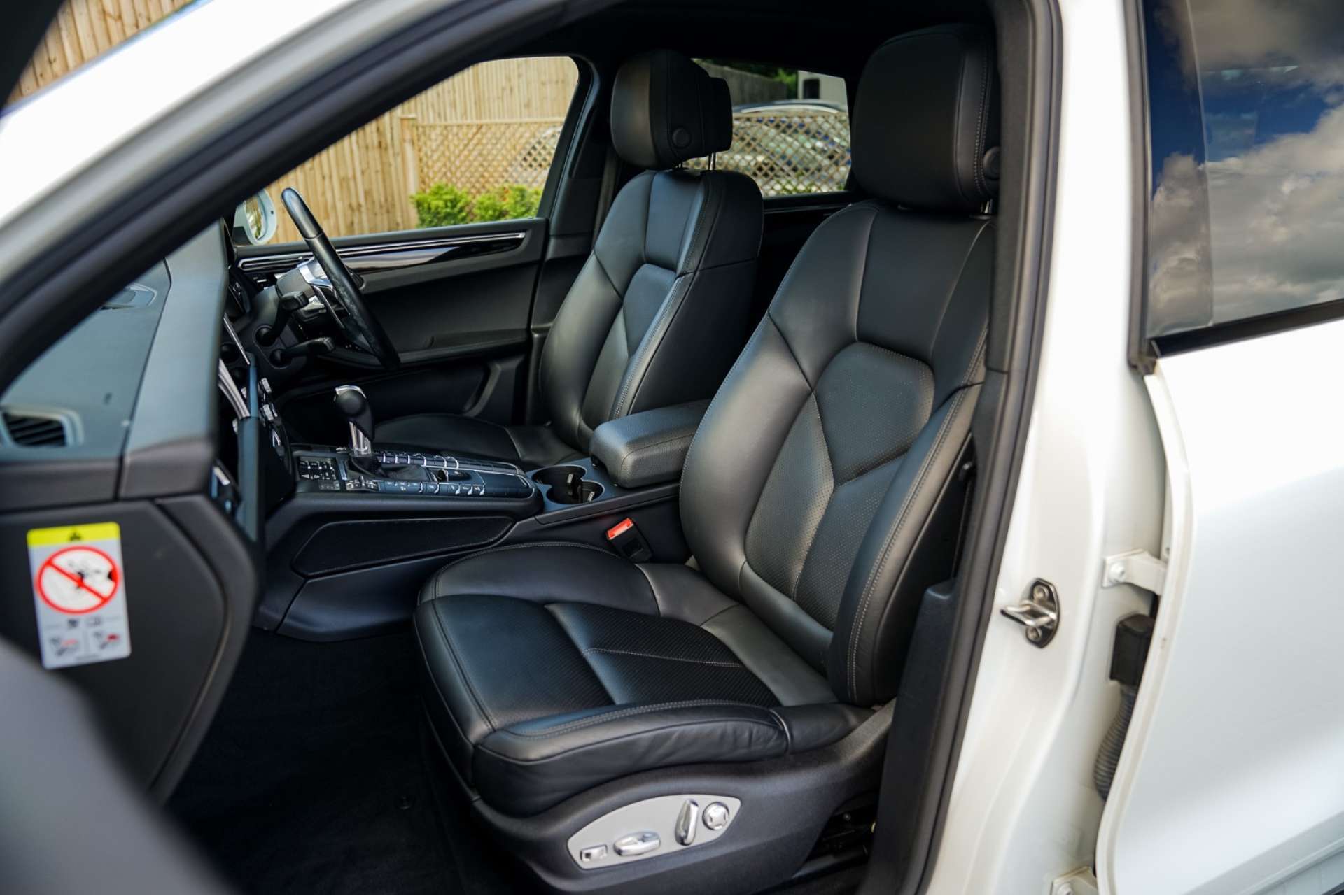 PORSCHE Macan 2.0 Macan Semi-Auto 4WD 5dr For Sale