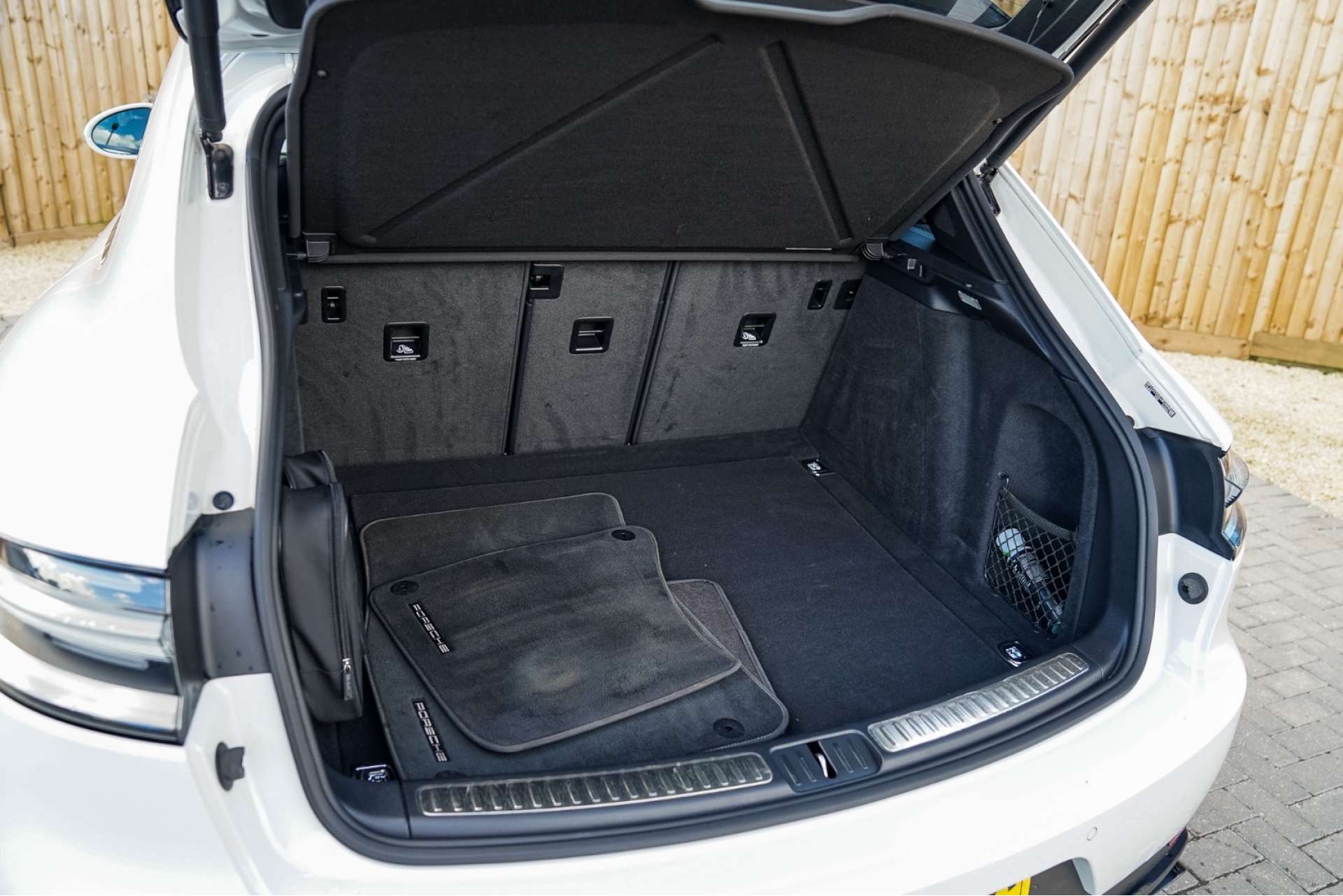 PORSCHE Macan 2.0 Macan Semi-Auto 4WD 5dr For Sale