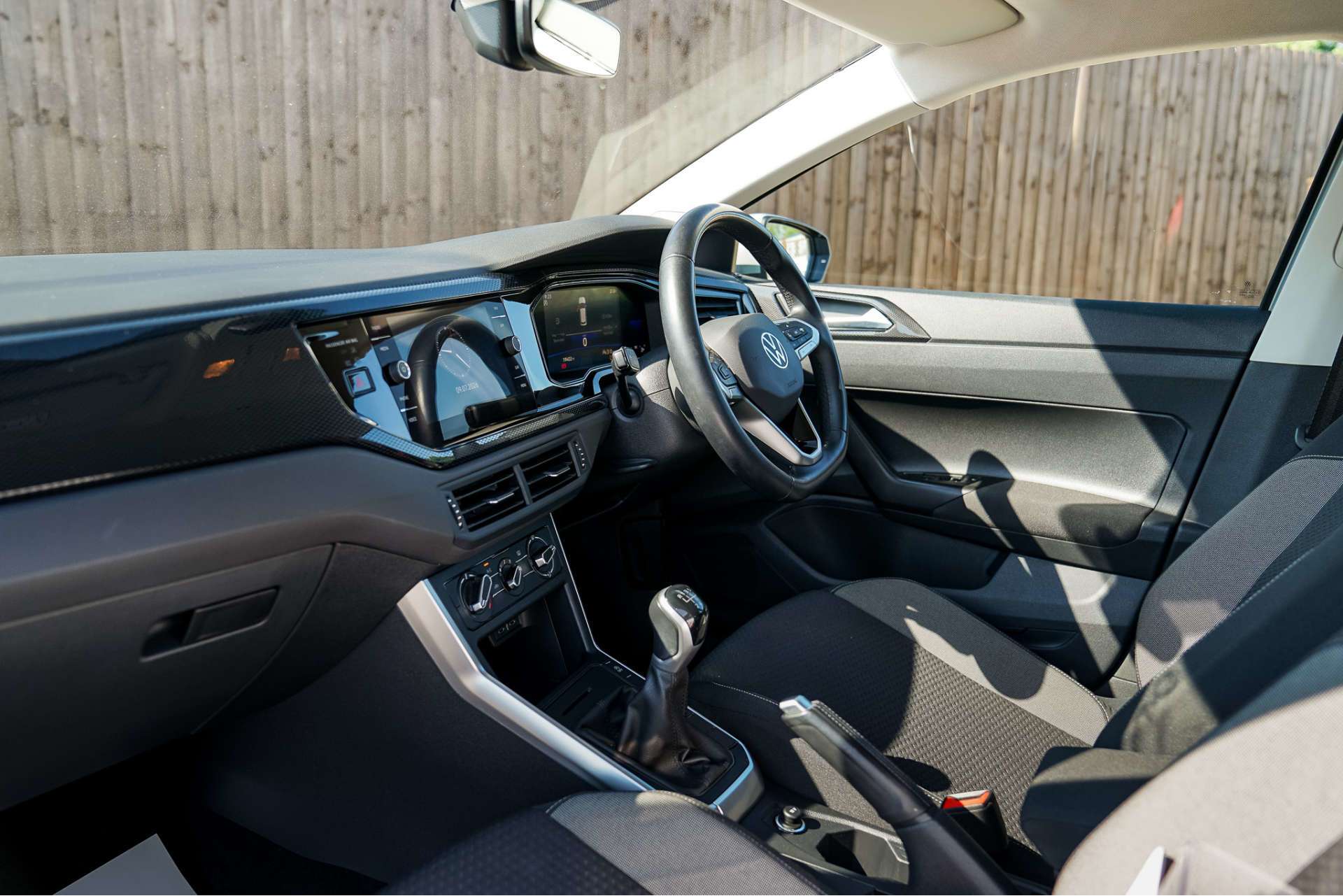 VOLKSWAGEN POLO 1.0 TSI Life Hatchback 5dr Petrol Manual Euro 6 (s/s) (95 ps) For Sale