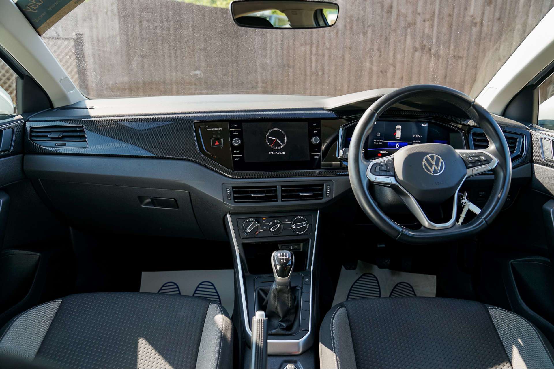 VOLKSWAGEN POLO 1.0 TSI Life Hatchback 5dr Petrol Manual Euro 6 (s/s) (95 ps) For Sale
