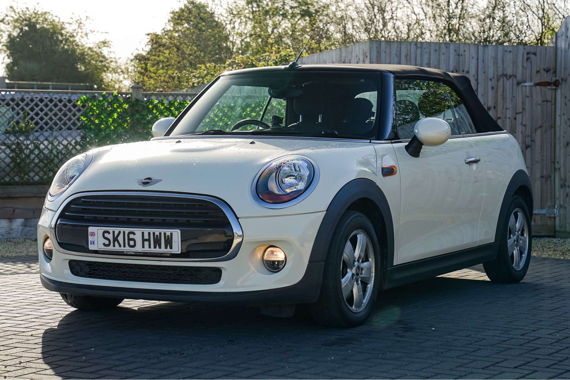MINI CONVERTIBLE 1.5 Cooper 2dr For Sale