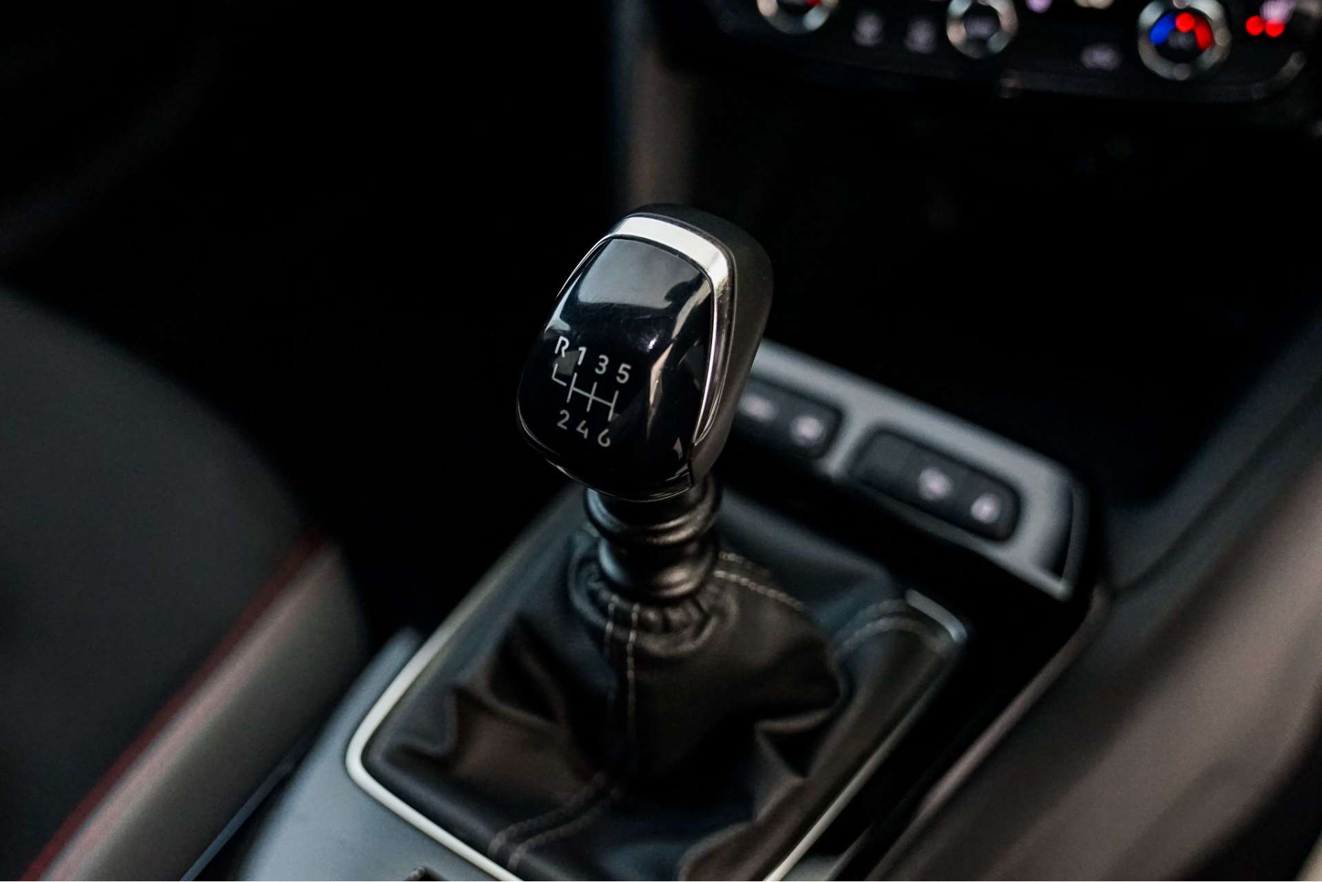 VAUXHALL MOKKA 1.2 Mokka SRi T 5dr For Sale