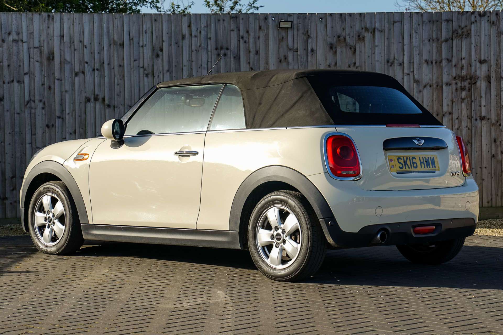 MINI CONVERTIBLE 1.5 Cooper 2dr For Sale
