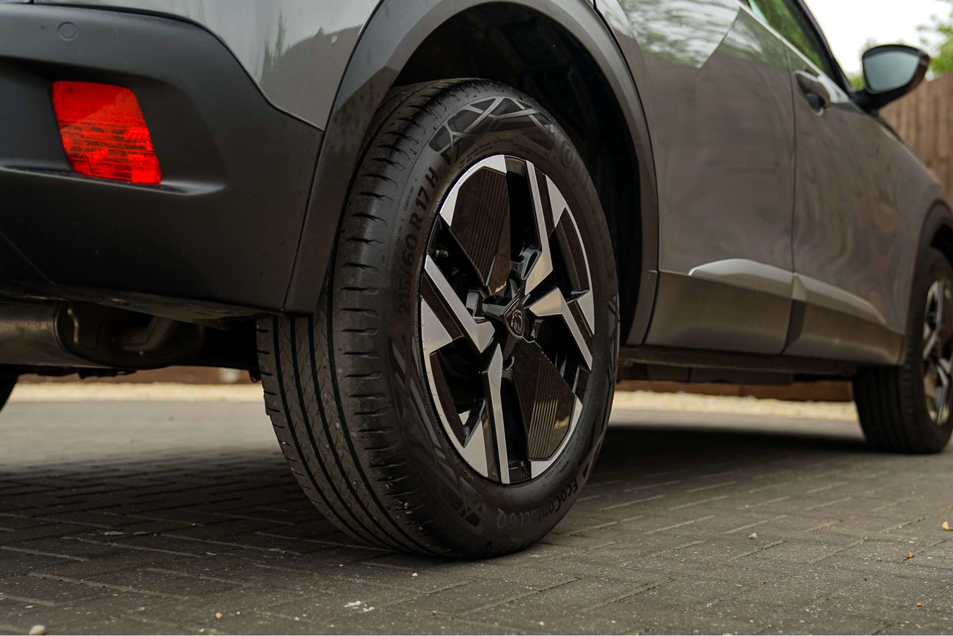 PEUGEOT 2008 1.2 GT SUV 5dr Petrol Hybrid e-DSC6 Euro 6 (s/s) (136 ps) For Sale