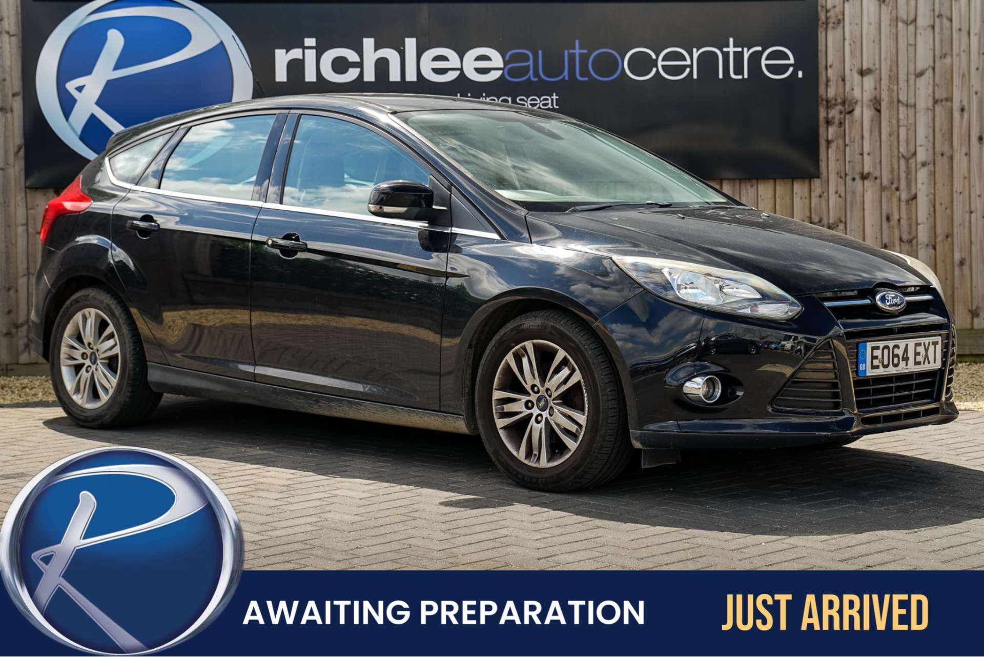 FORD FOCUS 1.6 125 Titanium Navigator 5dr Powershift For Sale