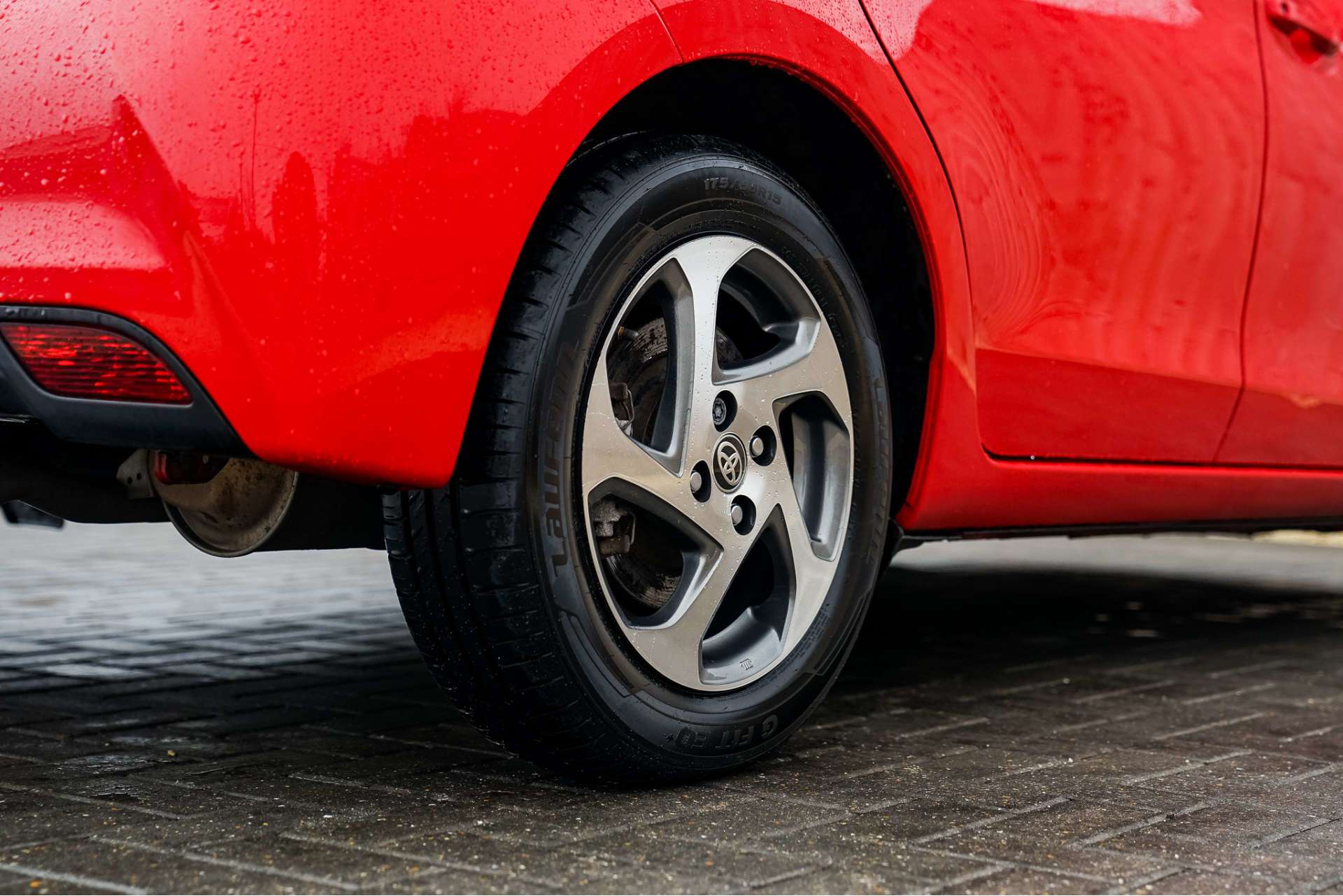 TOYOTA YARIS 1.5 Yaris Icon Hybrid VVT-i CVT 5dr For Sale