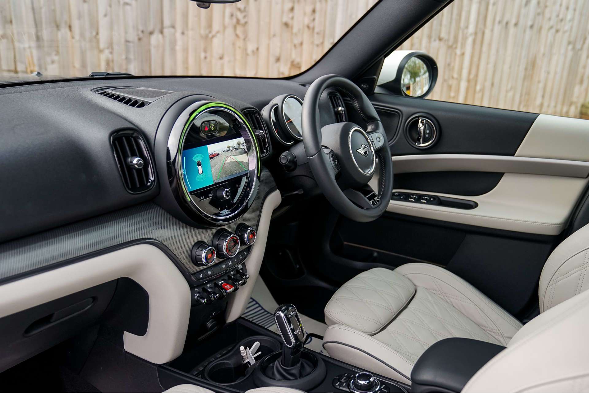 MINI COUNTRYMAN 1.5 Countryman Cooper Exclusive Auto 5dr For Sale