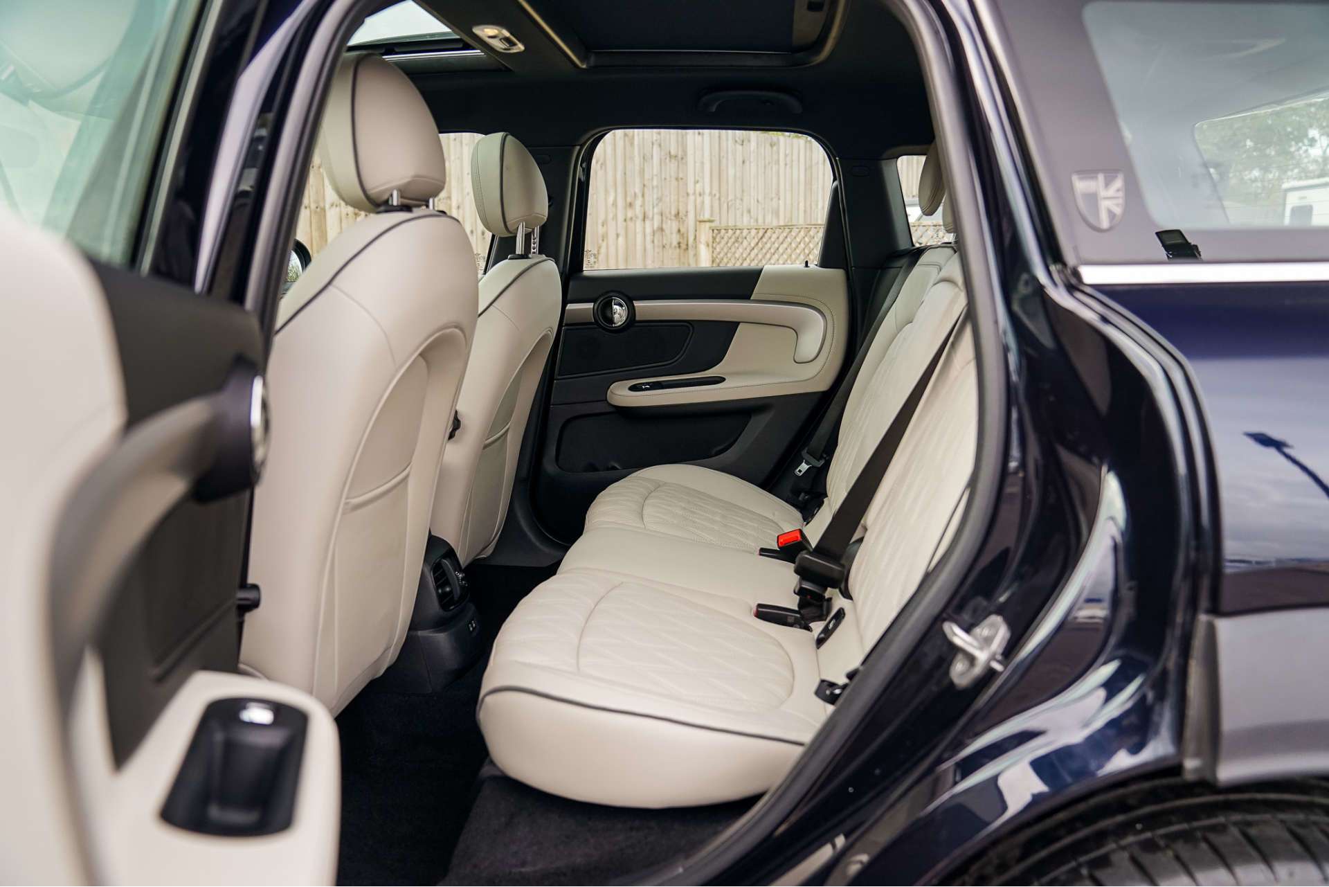 MINI COUNTRYMAN 1.5 Countryman Cooper Exclusive Auto 5dr For Sale