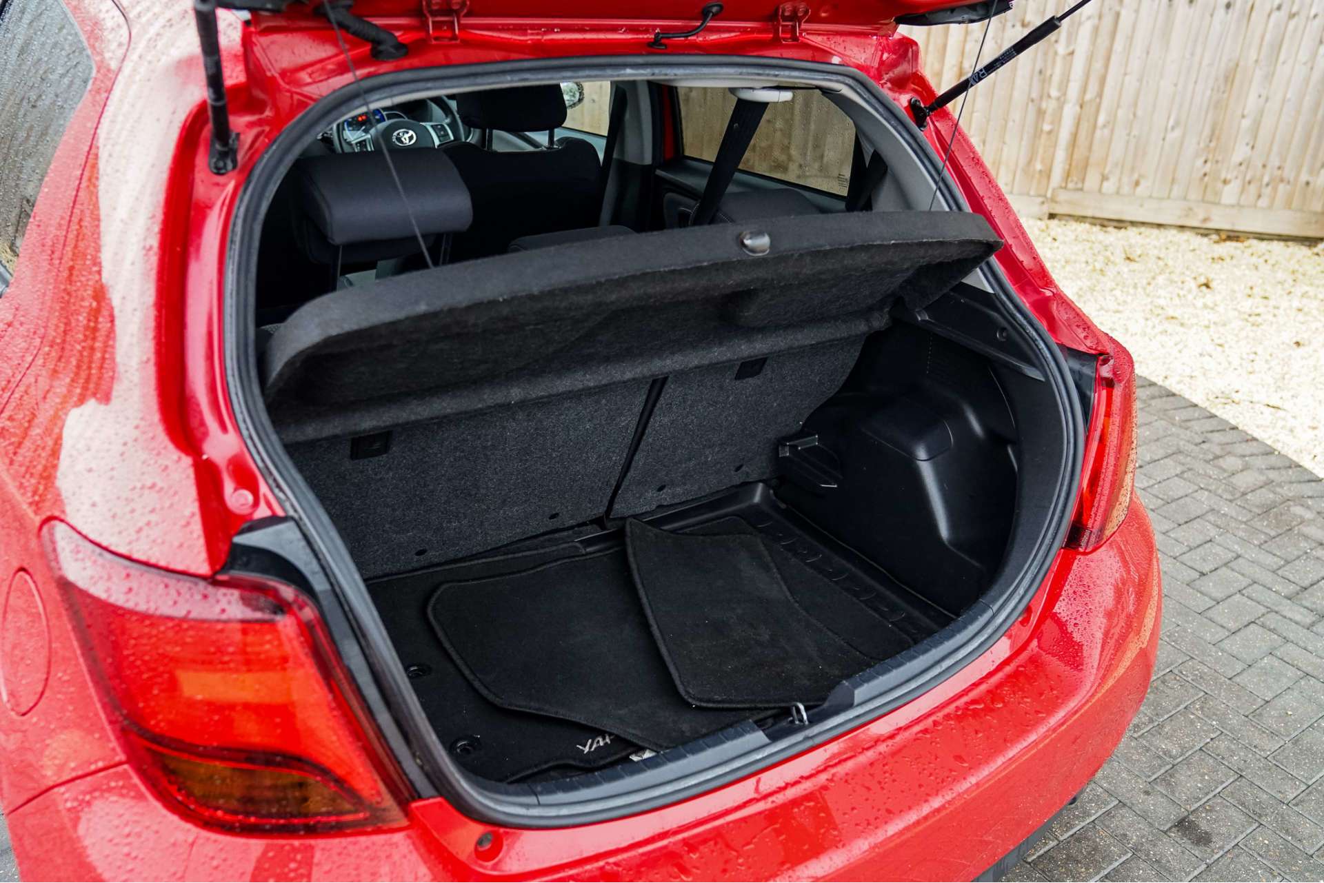 TOYOTA YARIS 1.5 Yaris Icon Hybrid VVT-i CVT 5dr For Sale