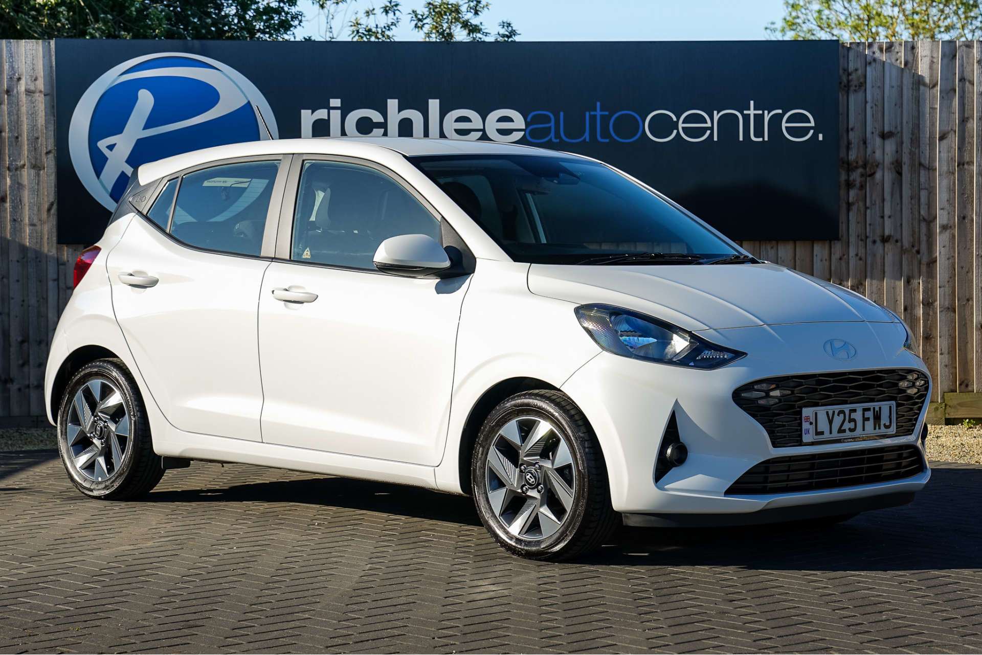 HYUNDAI I10 1.2 I10 Advance Auto 5dr For Sale
