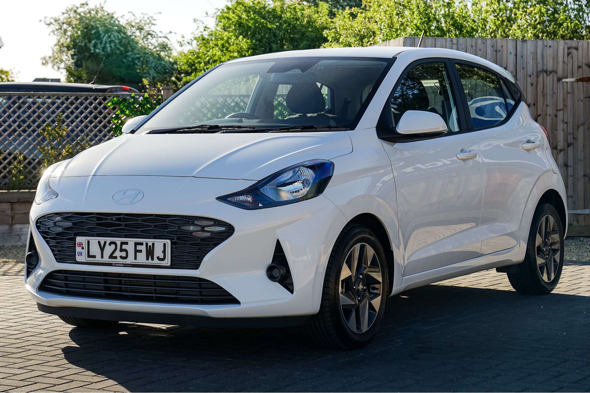HYUNDAI I10 1.2 I10 Advance Auto 5dr For Sale