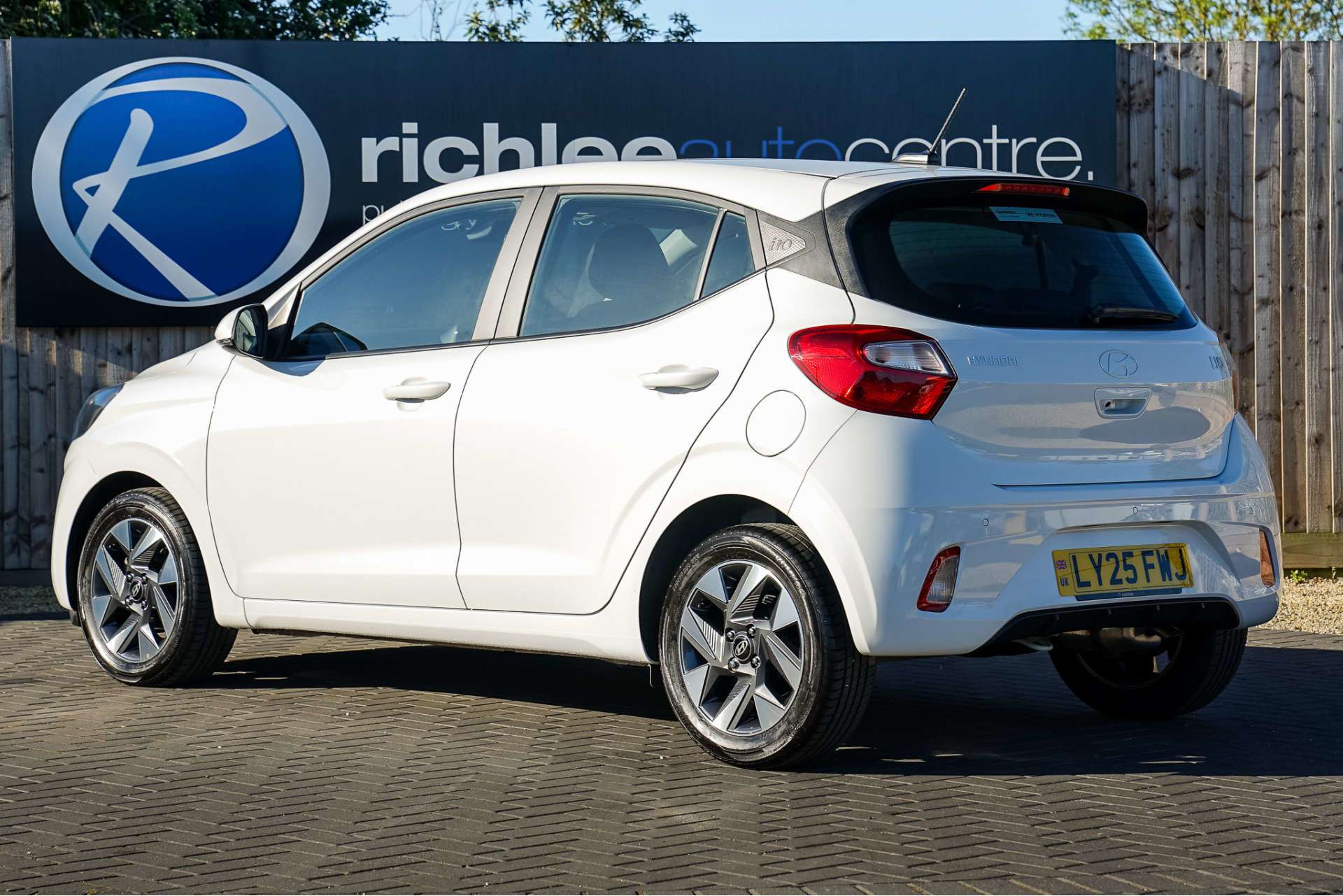 HYUNDAI I10 1.2 I10 Advance Auto 5dr For Sale