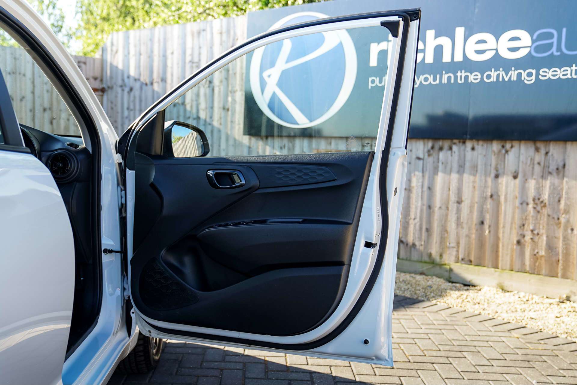 HYUNDAI I10 1.2 I10 Advance Auto 5dr For Sale